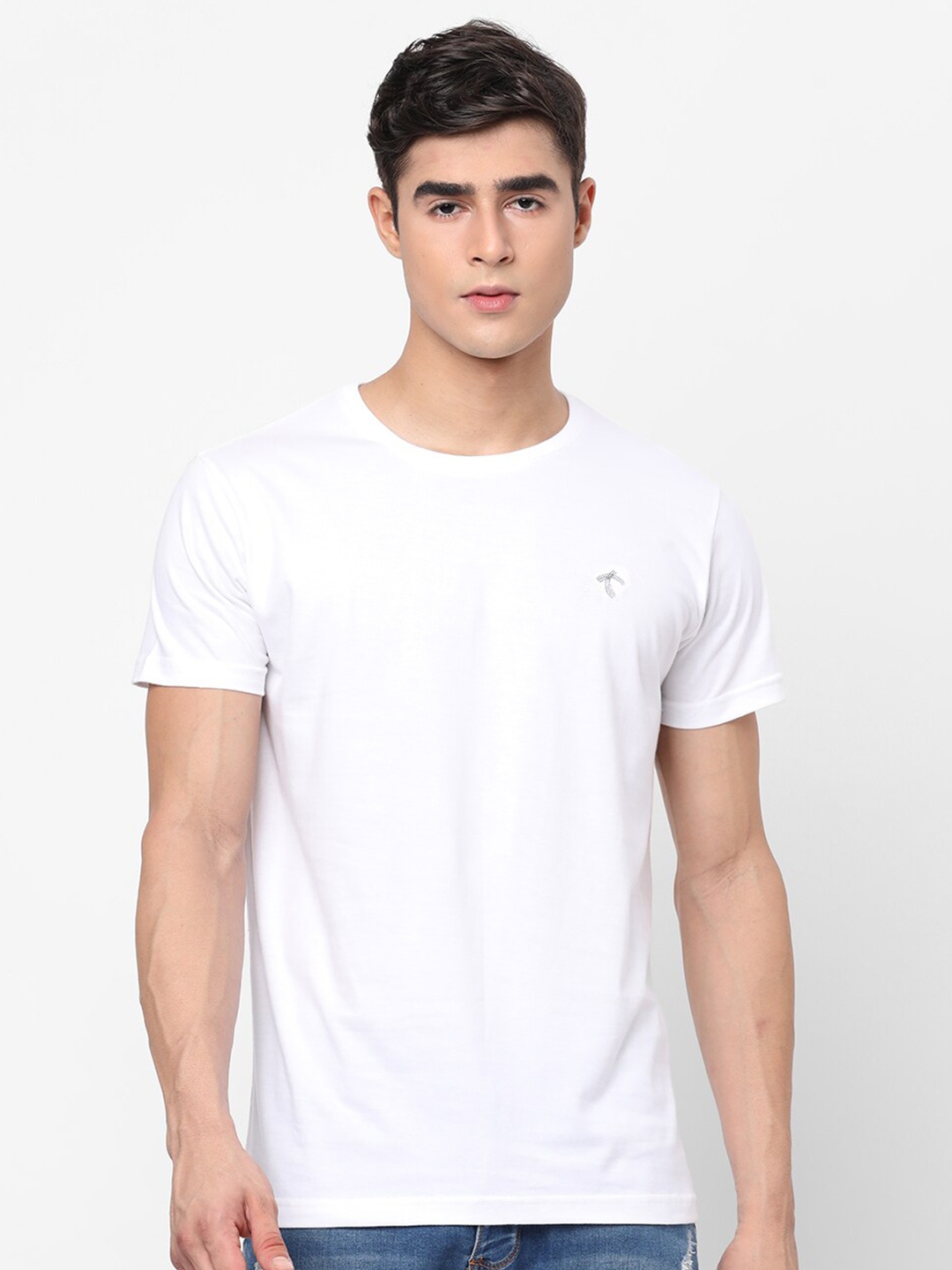 

Shurtz N Skurtz Men White Solid Cotton T-shirt