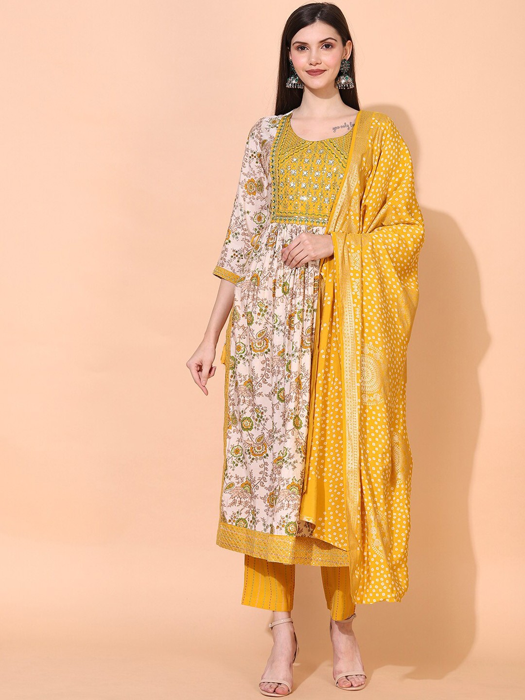

FASHOR Women Cream-Coloured Floral Printed Pleated Kurta with Trousers & With Dupatta