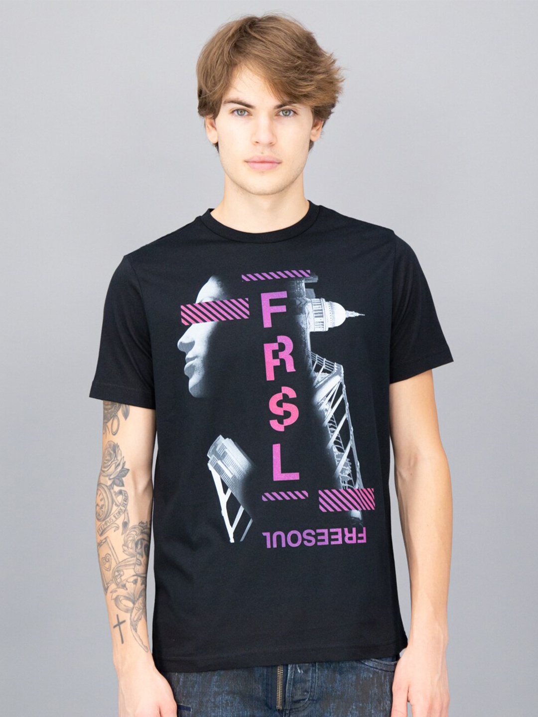 

FREESOUL Men Black Printed Raw Edge T-shirt