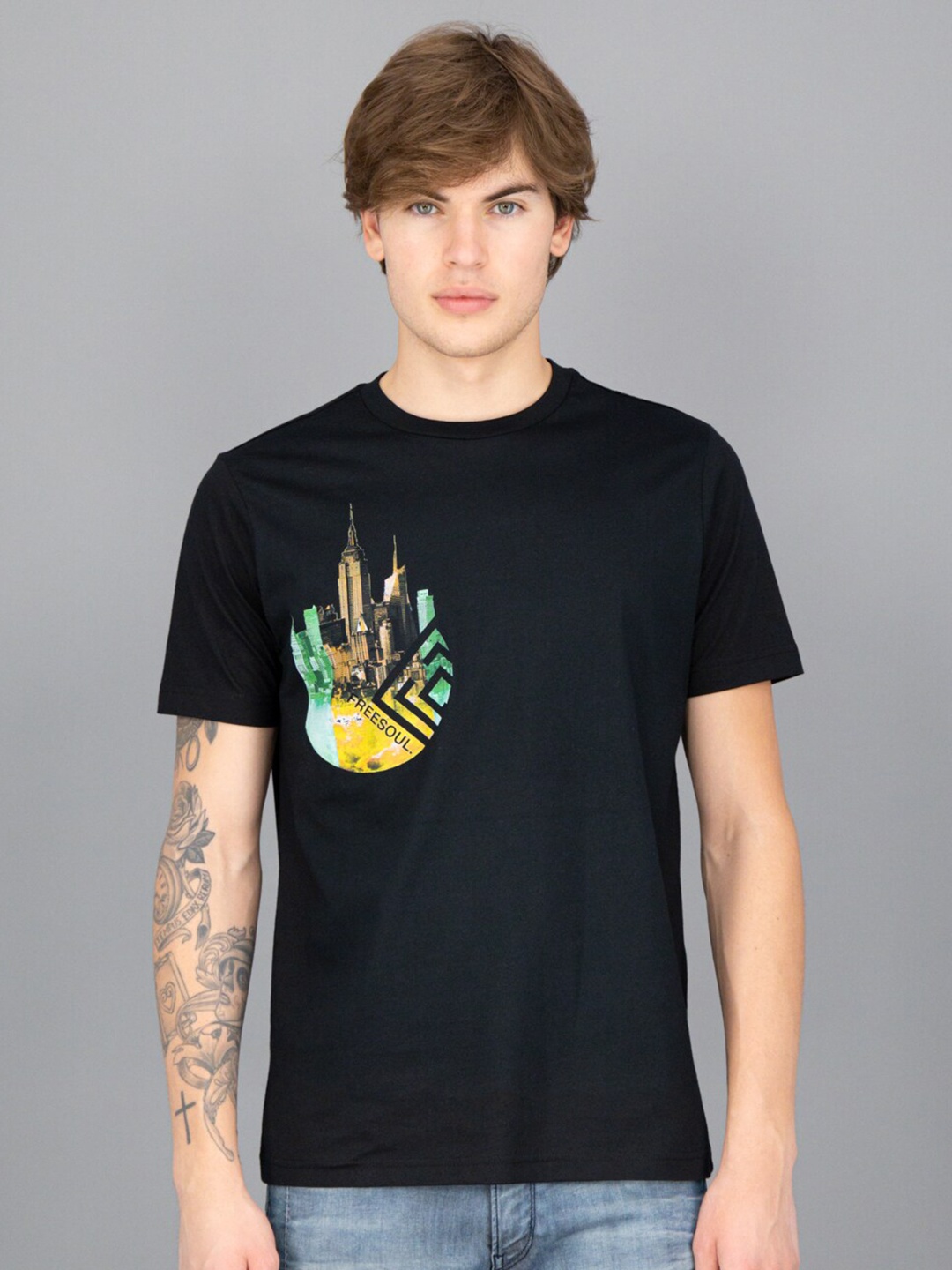 

FREESOUL Men Black Graphic Printed T-shirt