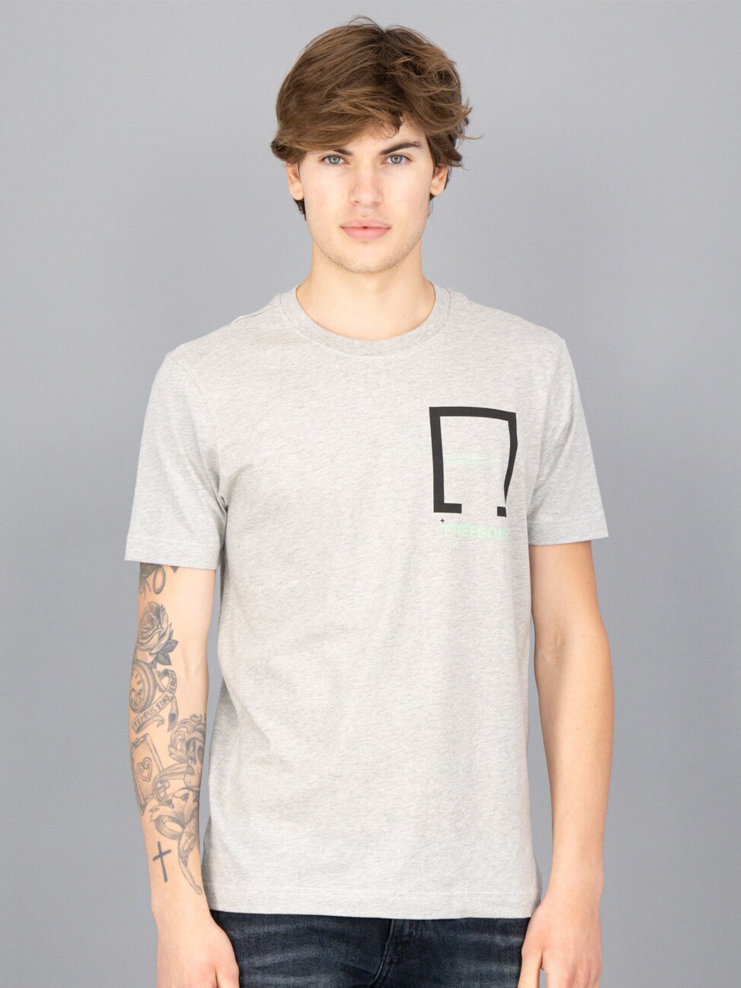 

FREESOUL Men Grey Cotton Solid T-shirt