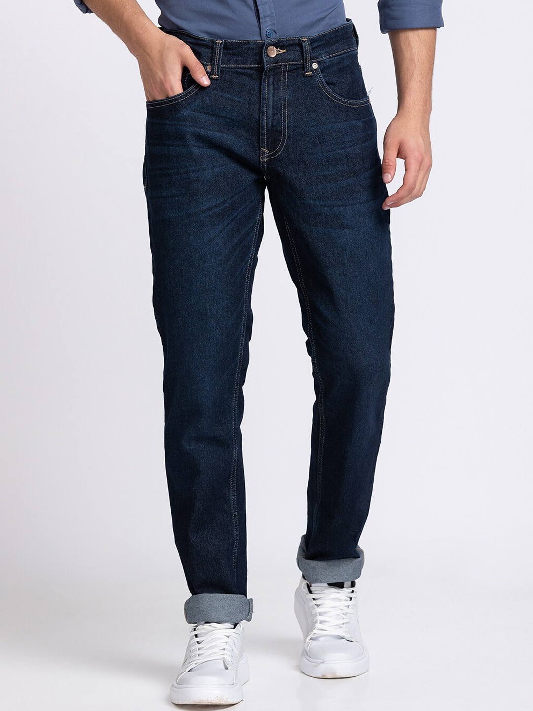 

SPYKAR Men Blue Light Fade Cotton Jeans