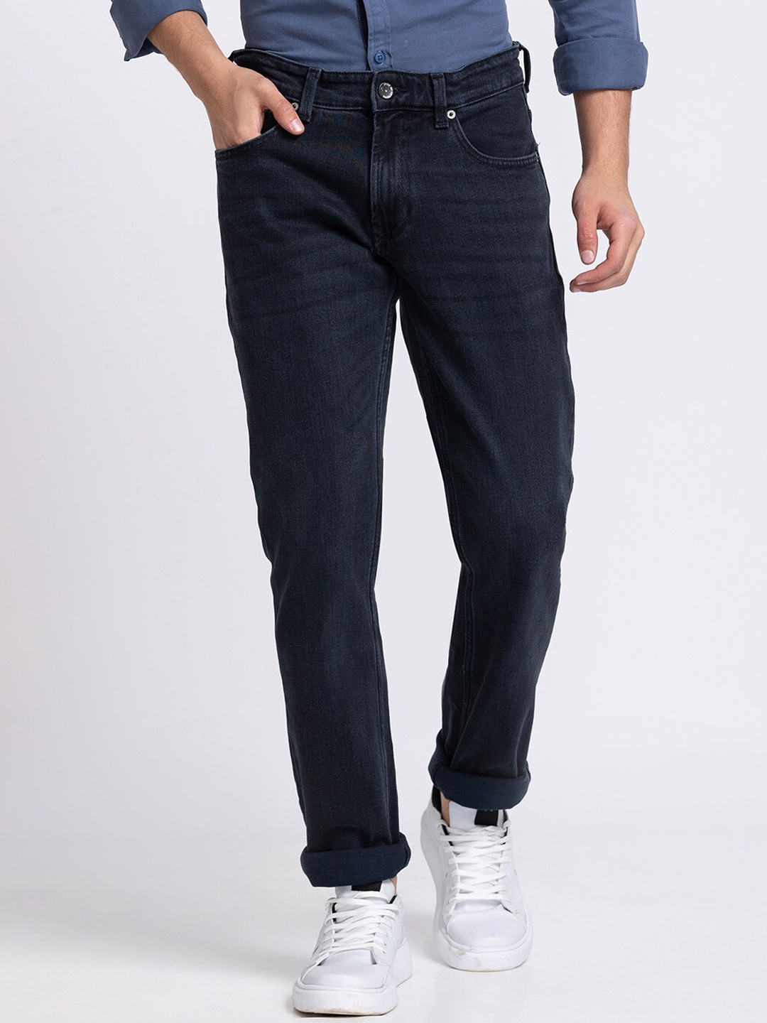 

SPYKAR Men Blue Light Fade Jeans
