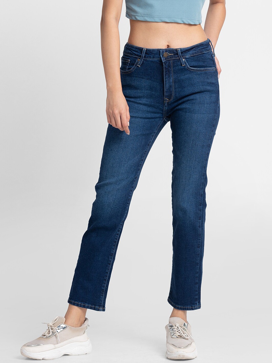

SPYKAR Women Blue Cotton Straight Fit Light Fade Jeans