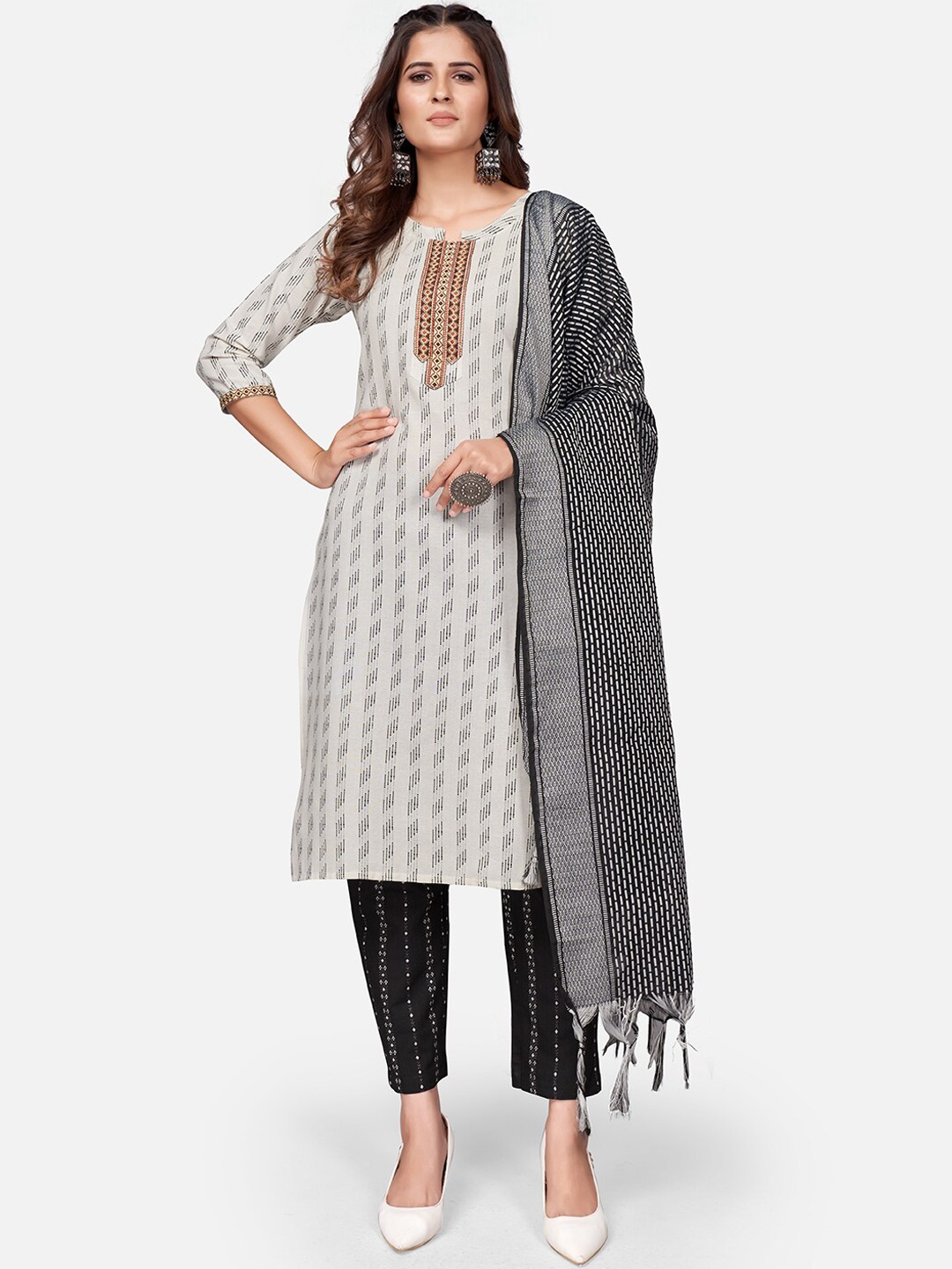 

Vbuyz Women White Printed Kurta with Trousers & With Dupatta