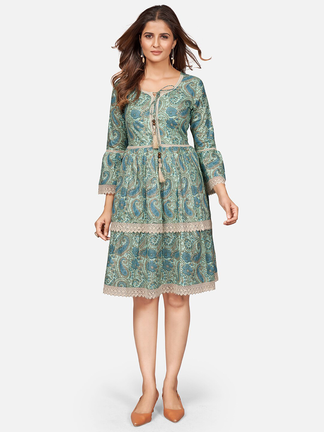 

Vbuyz Sea Green & Blue Cotton Ethnic Motifs Tie-Up Neck Dress