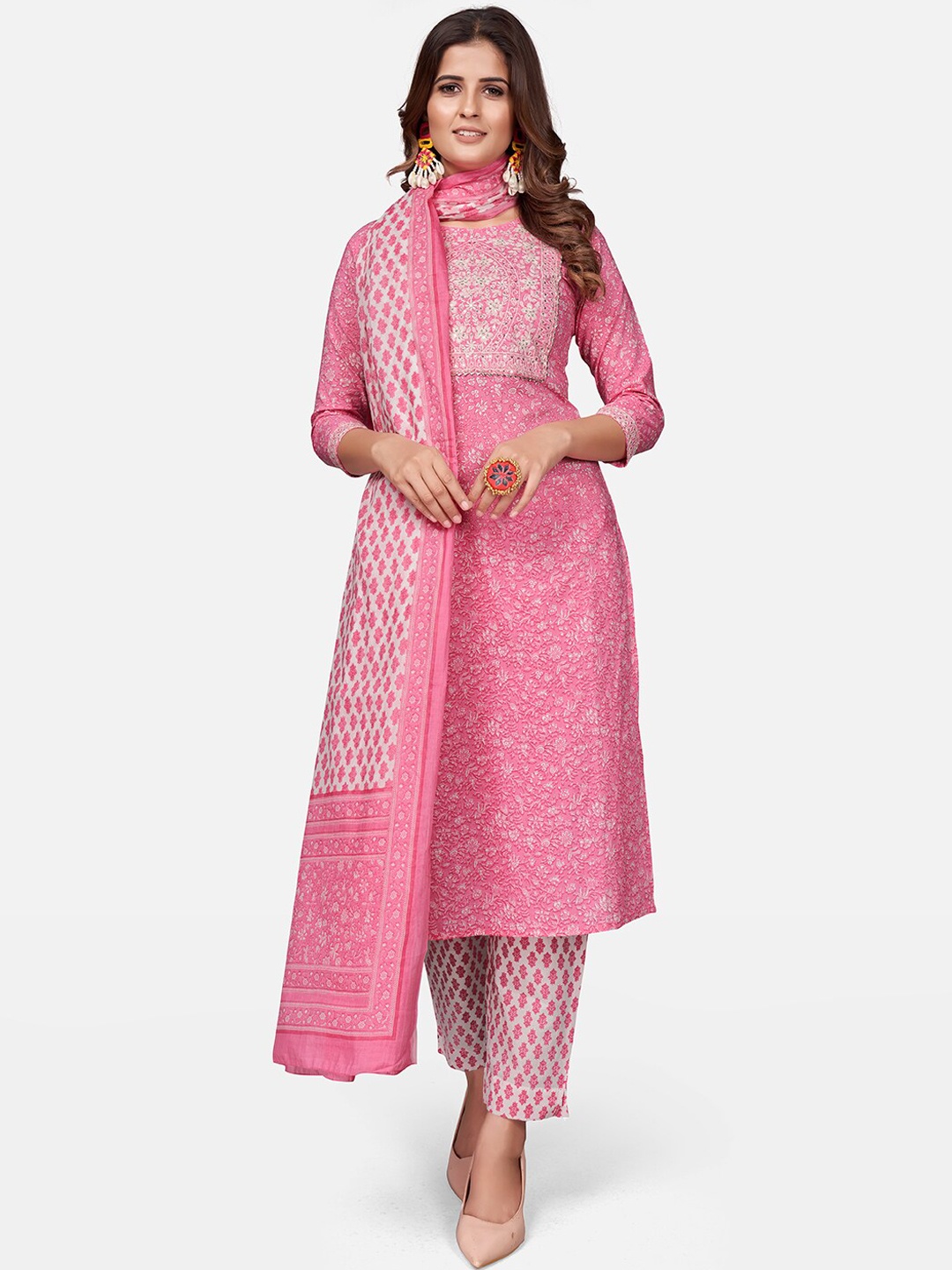 

Vbuyz Women Pink Floral Printed Pure Cotton Kurta with Trousers & Dupatta