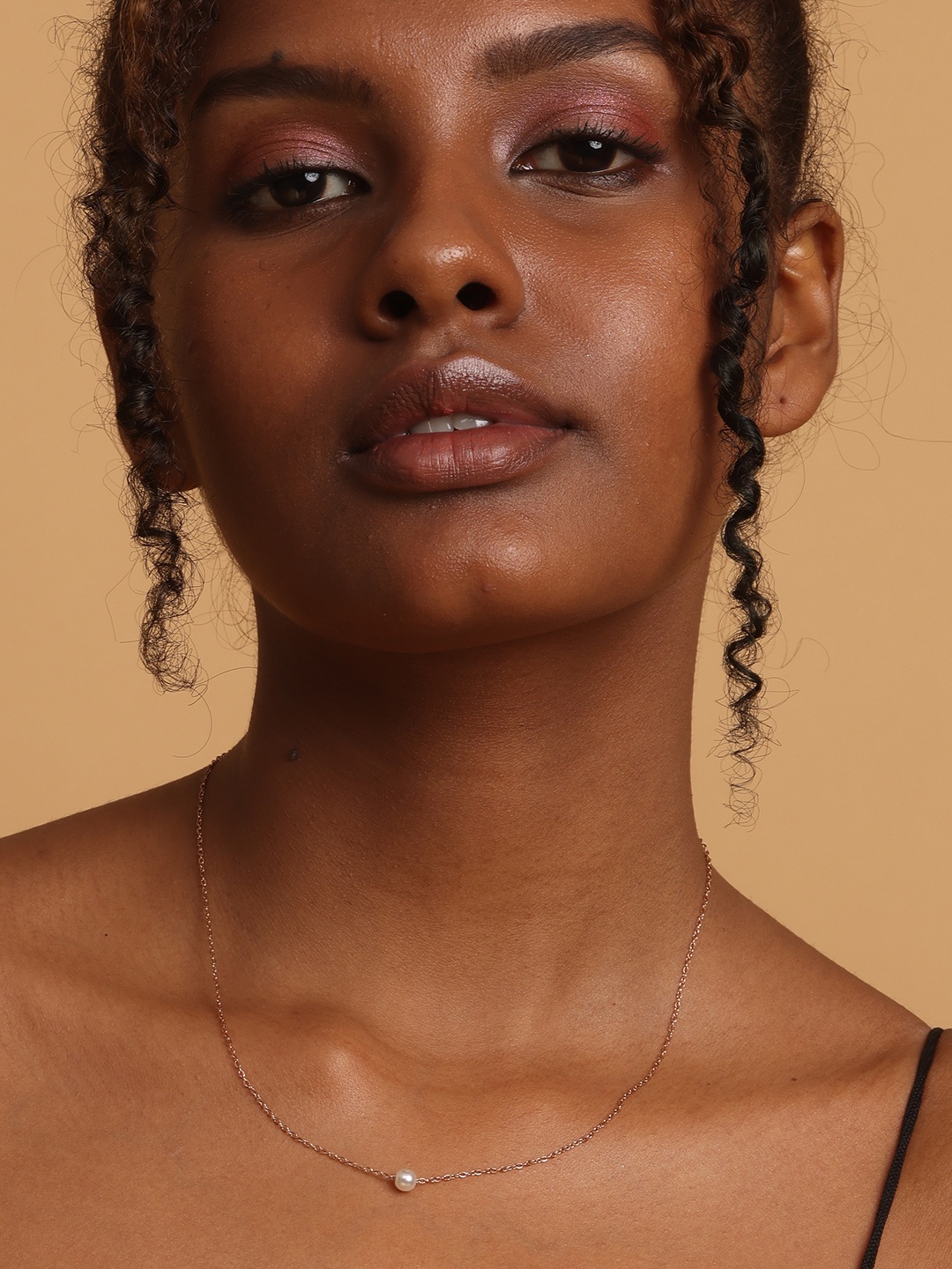 

PALMONAS 18k Rose Gold Plated & White Pearl Studded Chain