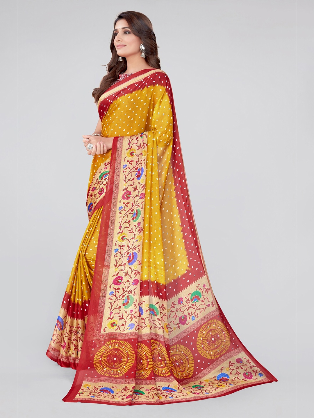 

MIRCHI FASHION Mustard & Beige Floral & Bandhani Printed Poly Chiffon Saree