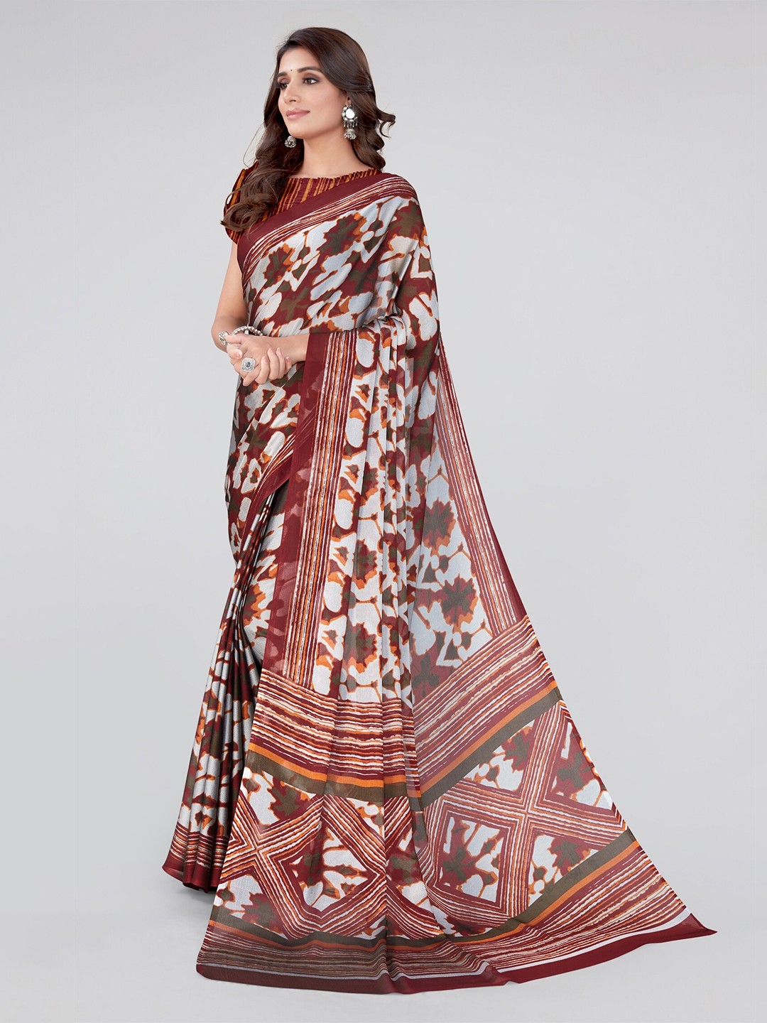 

MIRCHI FASHION Maroon & White Printed Poly Chiffon Saree