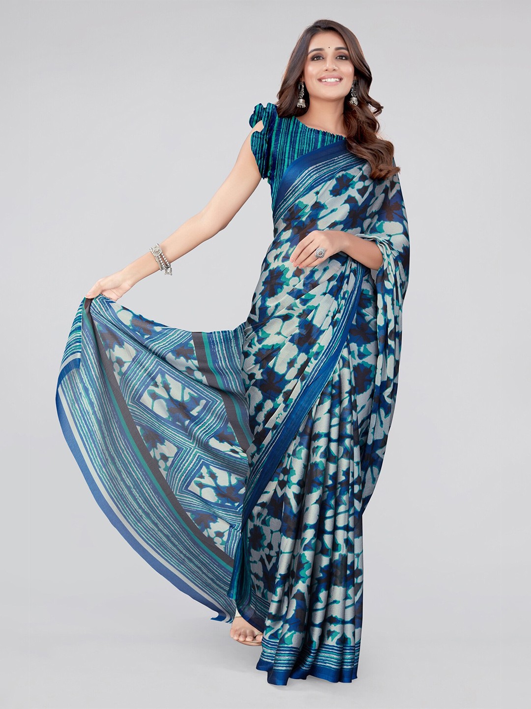 

MIRCHI FASHION Grey & Blue Saree