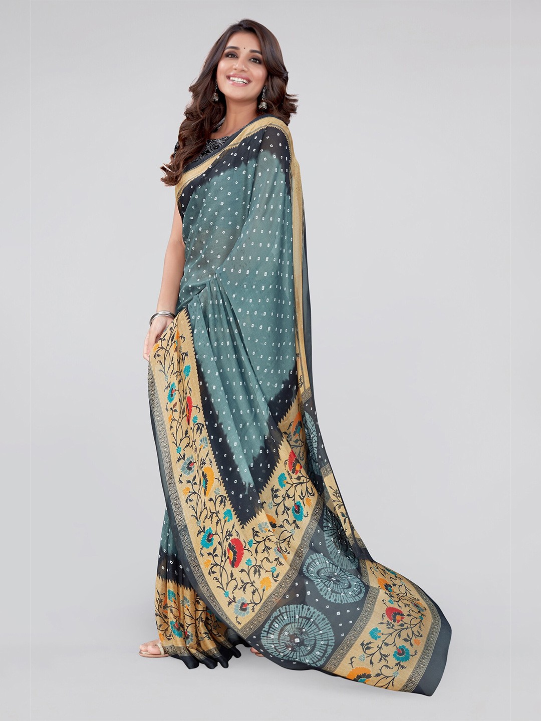 

MIRCHI FASHION Grey & Beige Bandhani Saree