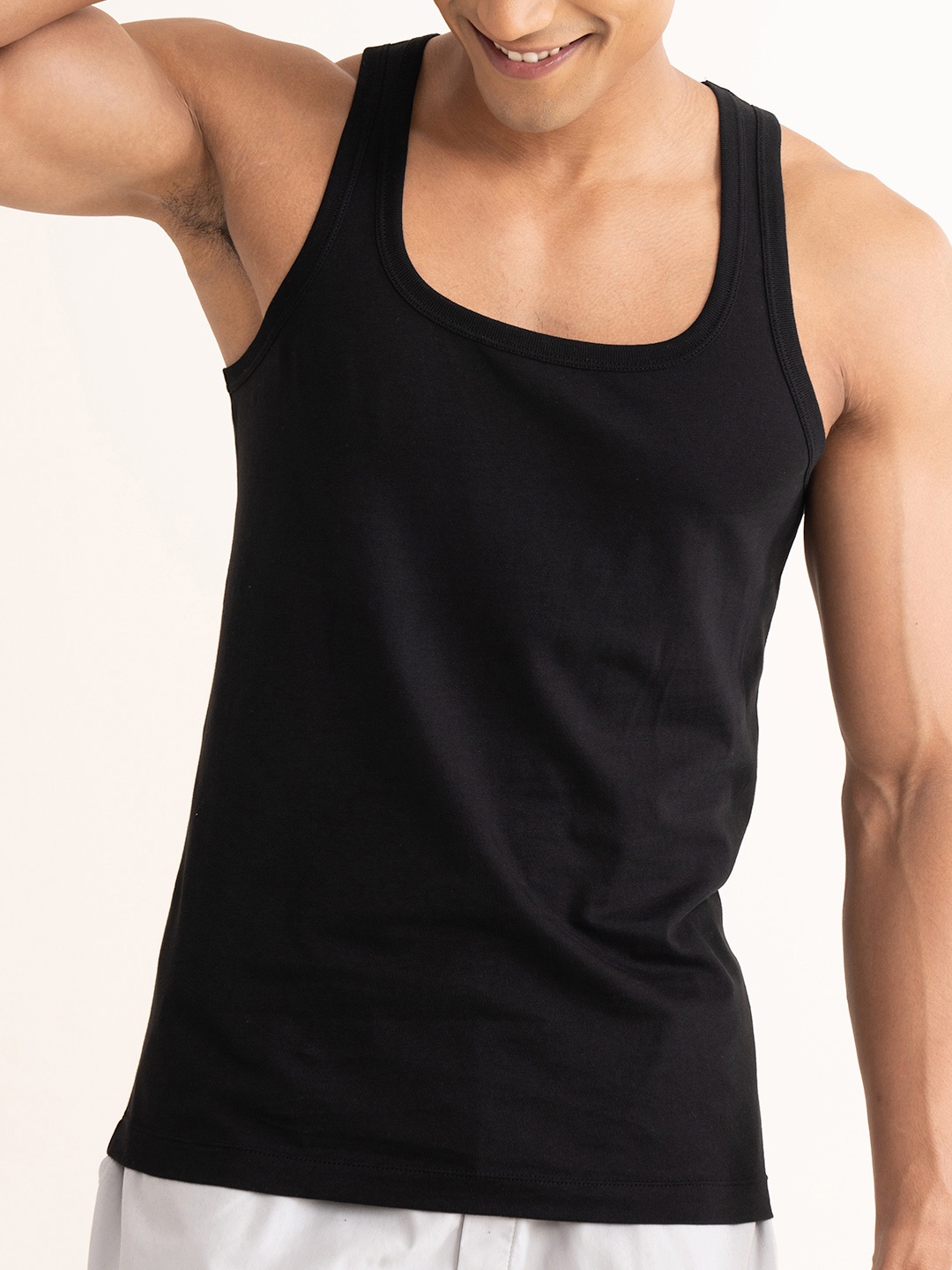

DAMENSCH Men Solid Cotton Anti-Microbial Innerwear Vest, Black