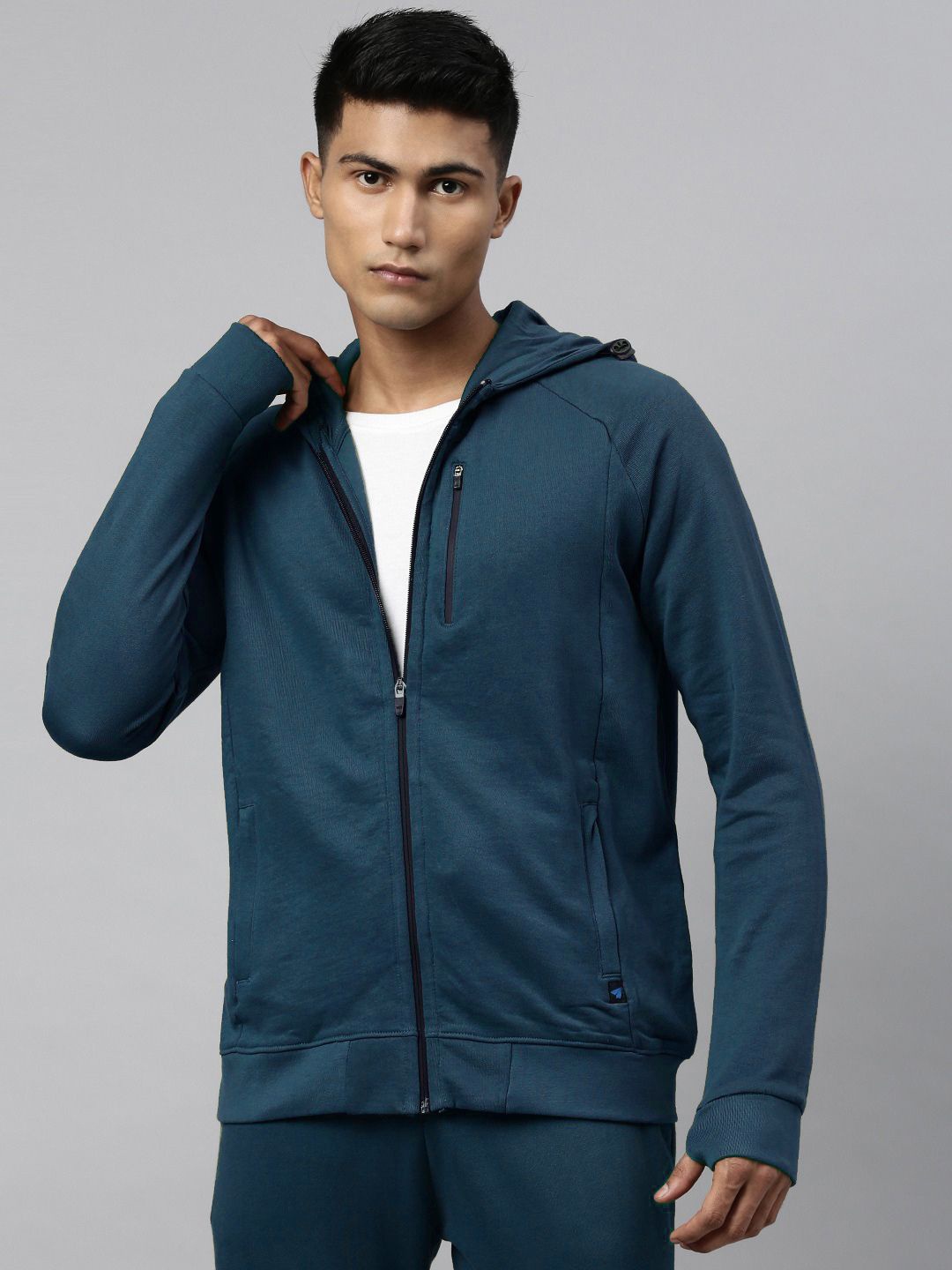 

Kosha Men Navy Blue Hooded Organic Cotton Sweatshirt