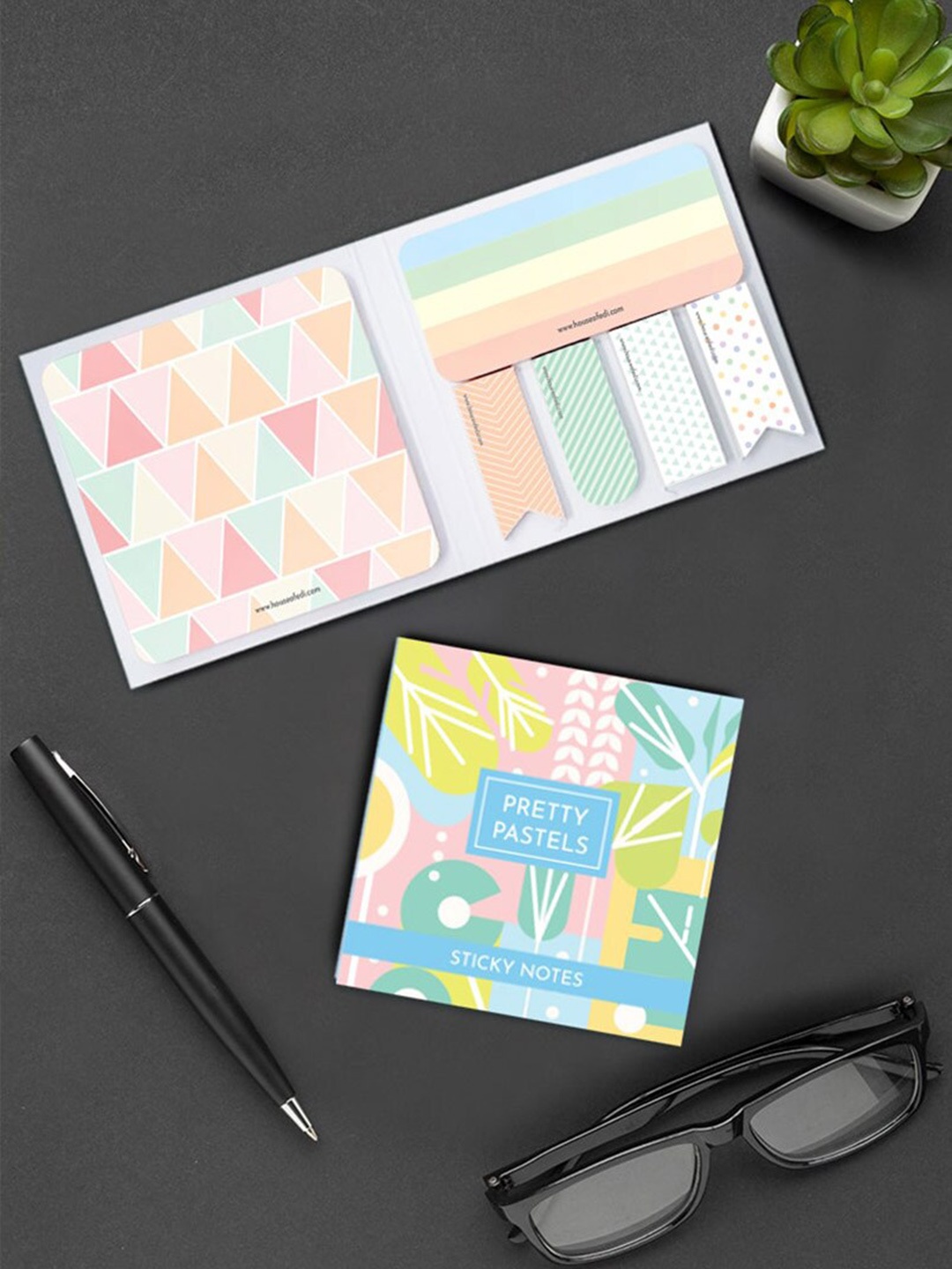 

HOUSE OF EDI Blue & Yellow Printed Designer Sticky Notes