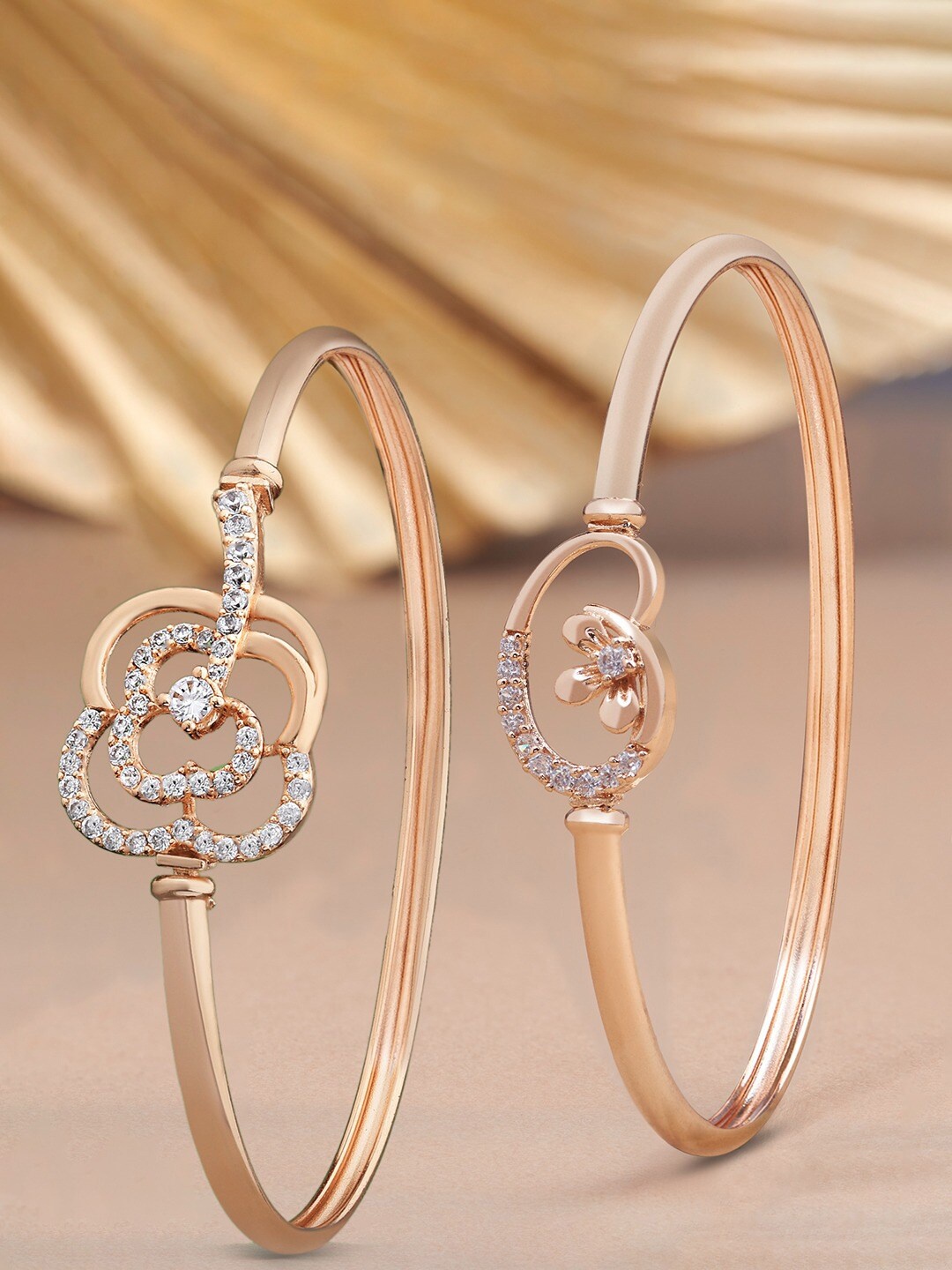 

Zaveri Pearls Women Set Of 2 White Brass Cubic Zirconia Rose Gold-Plated Kada Bracelet