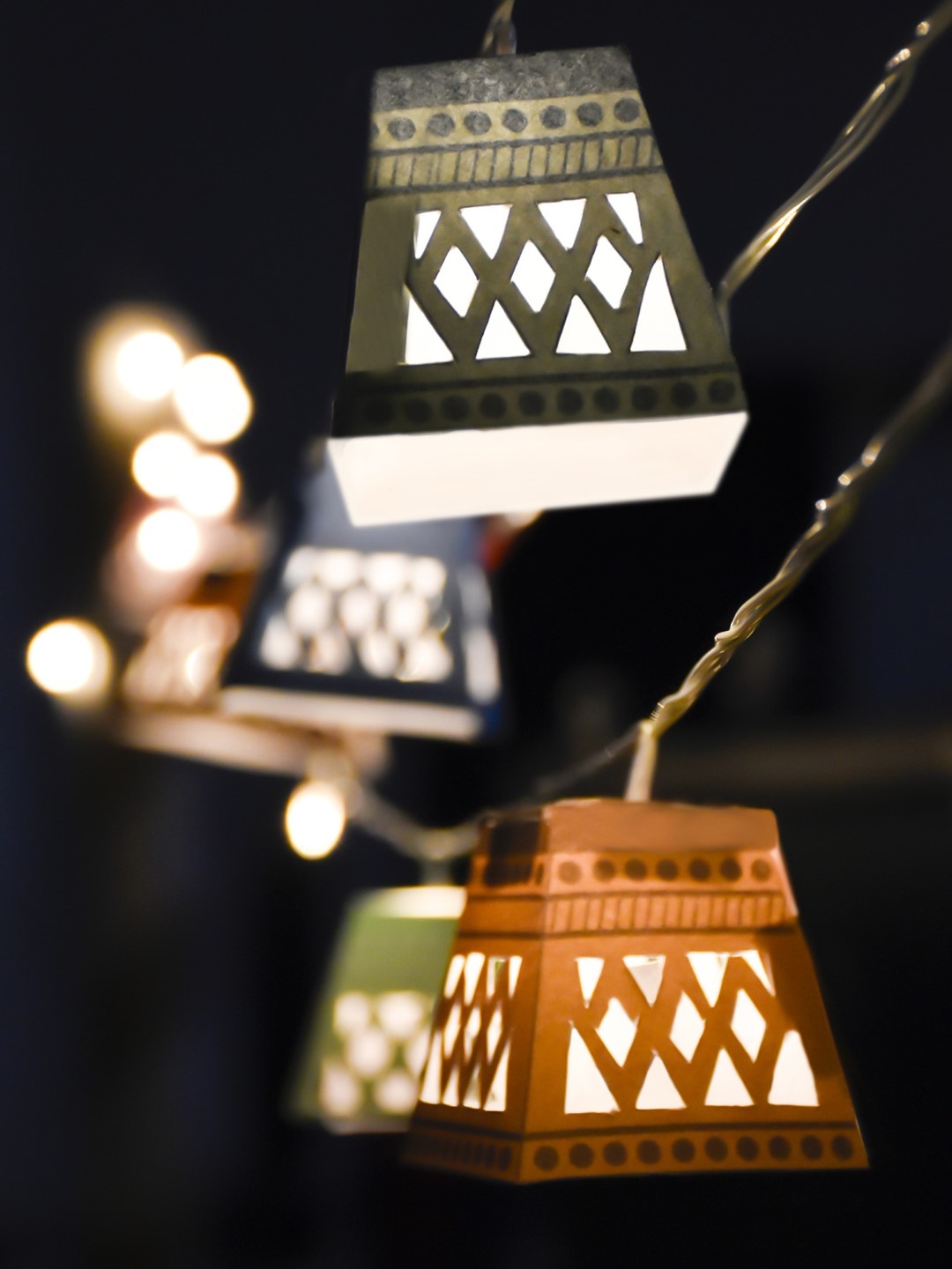 

Indigifts Multi-Colored Textured Jugnu DIY String Lights