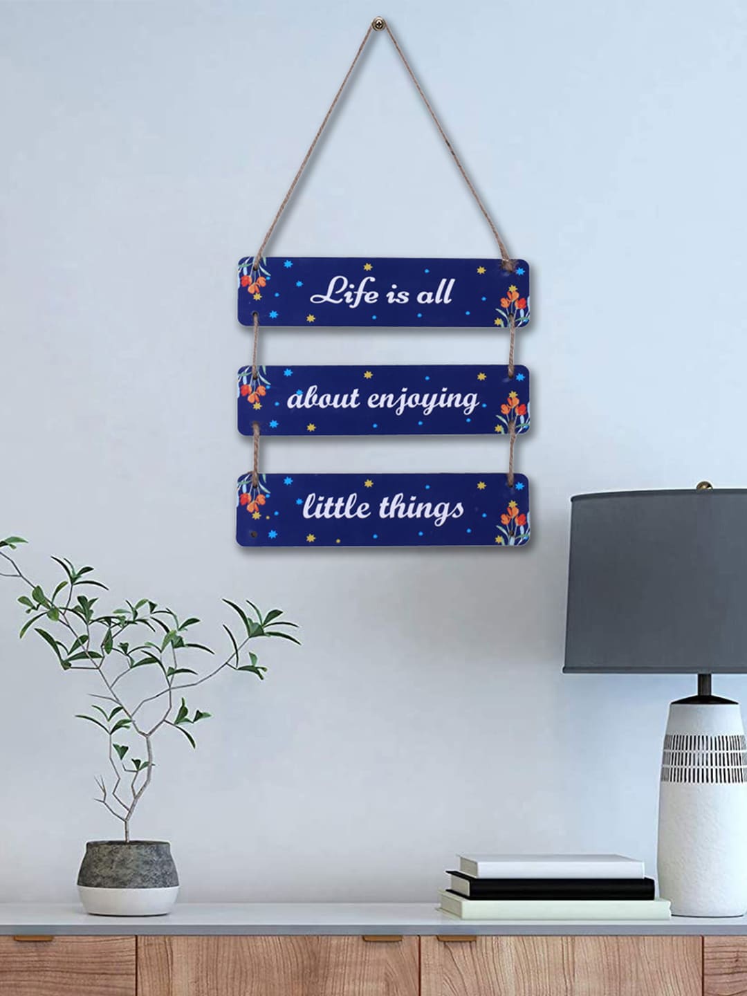 

Kuber Industries Blue Printed Wooden Wall Hangings