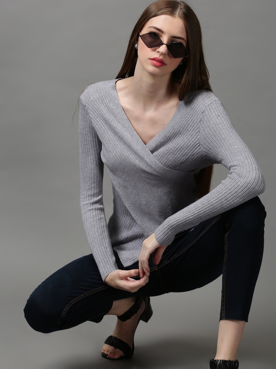 

SHOWOFF Grey Solid Acrylic Wrap Top