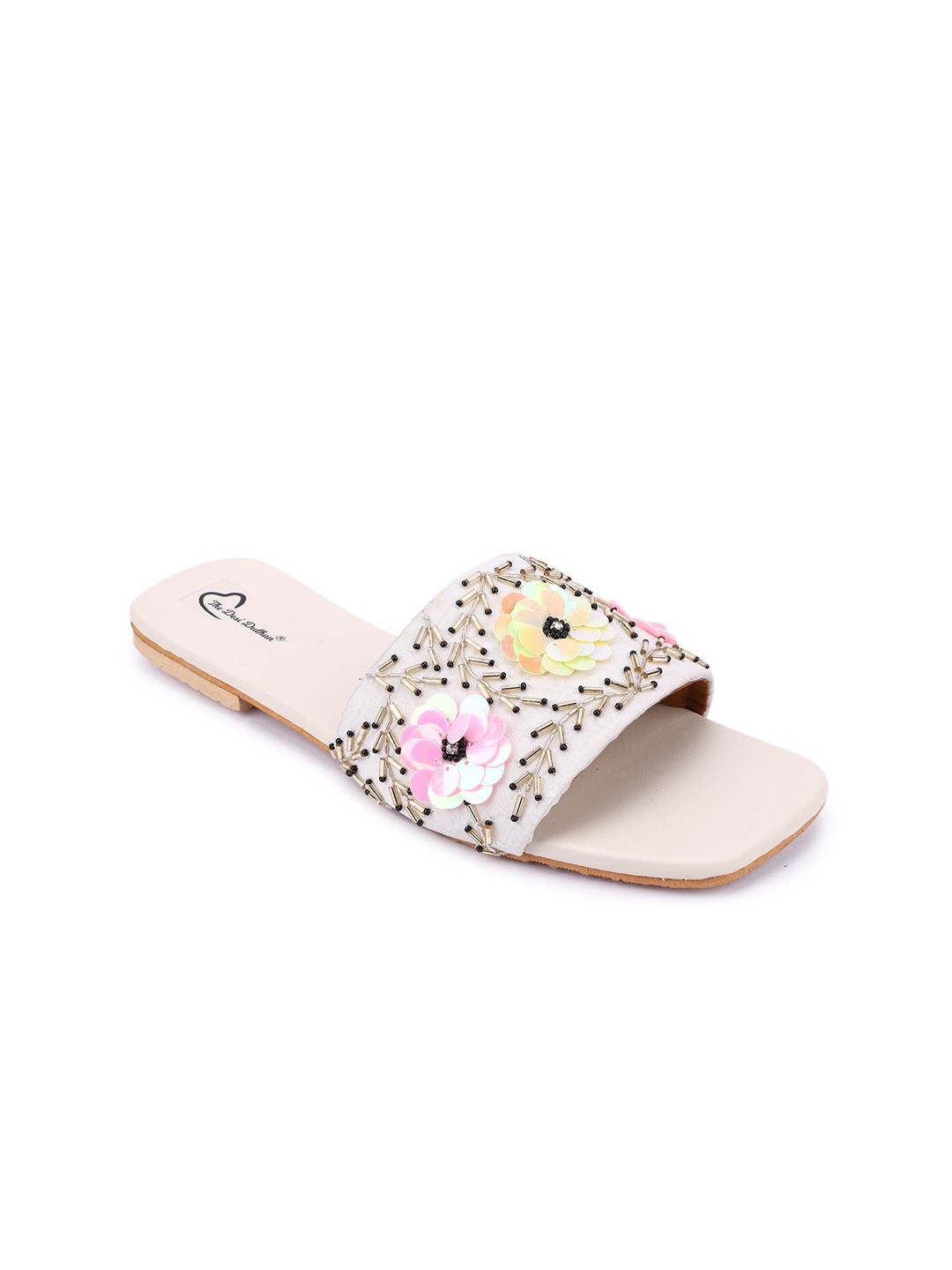 

The Desi Dulhan Women White And Pink Ethnic Embellished Open Toe Flats