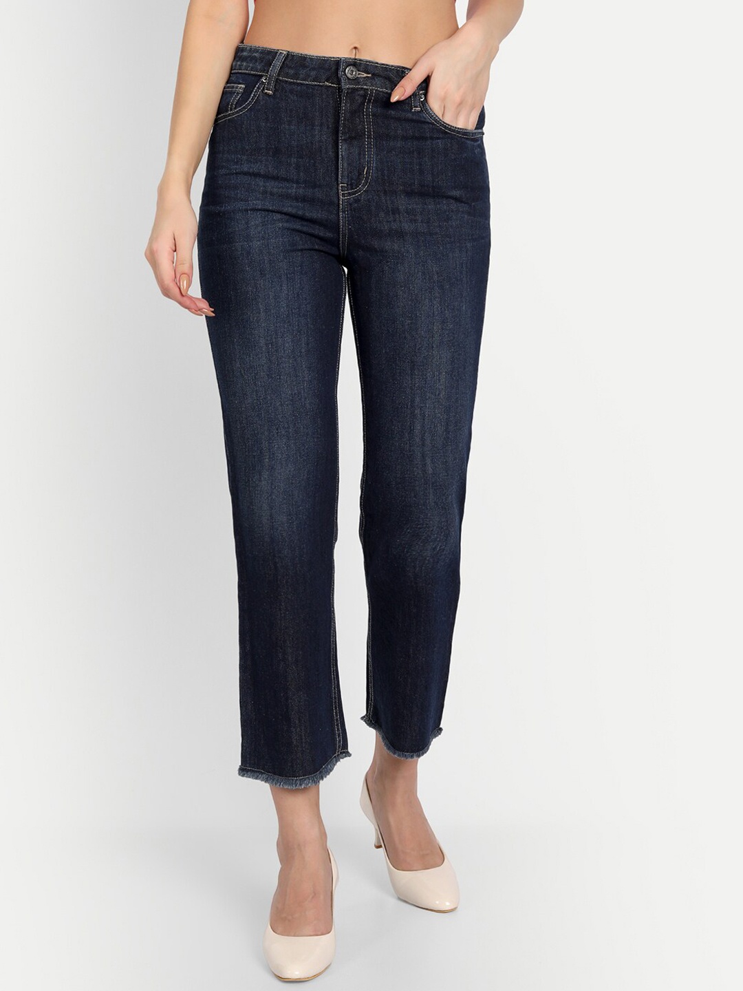 

Lorem Ginzo Women Blue Straight Fit High-Rise Light Fade Jeans