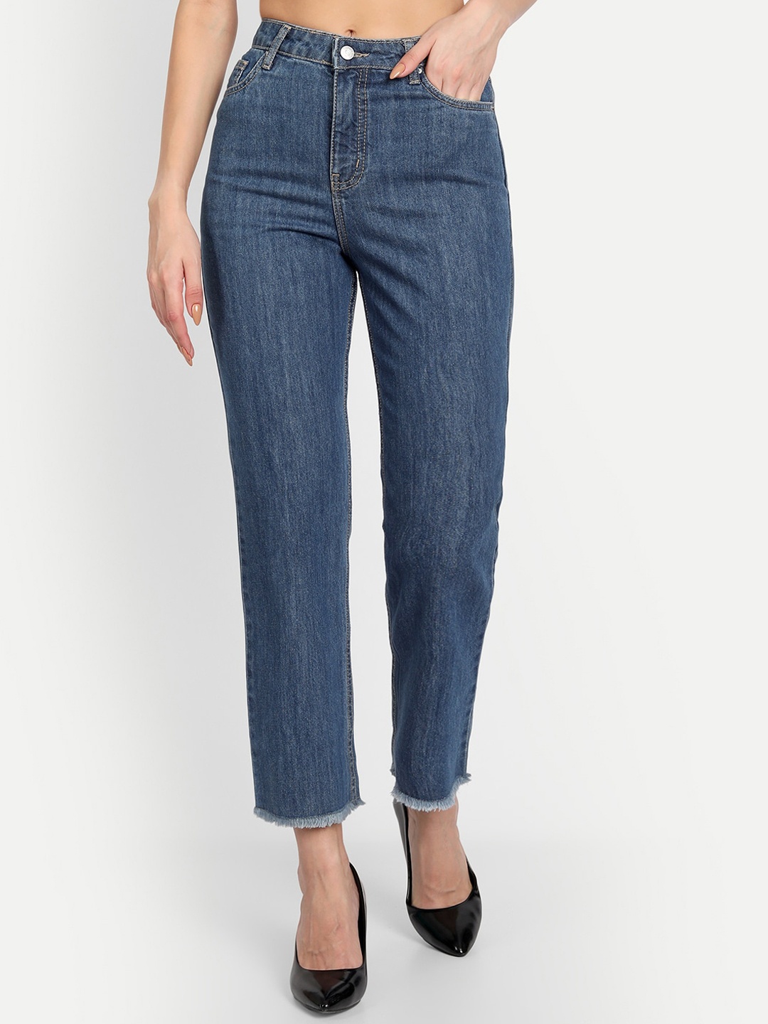 

Lorem Ginzo Women Blue Straight Fit Cotton High-Rise Cropped Jeans