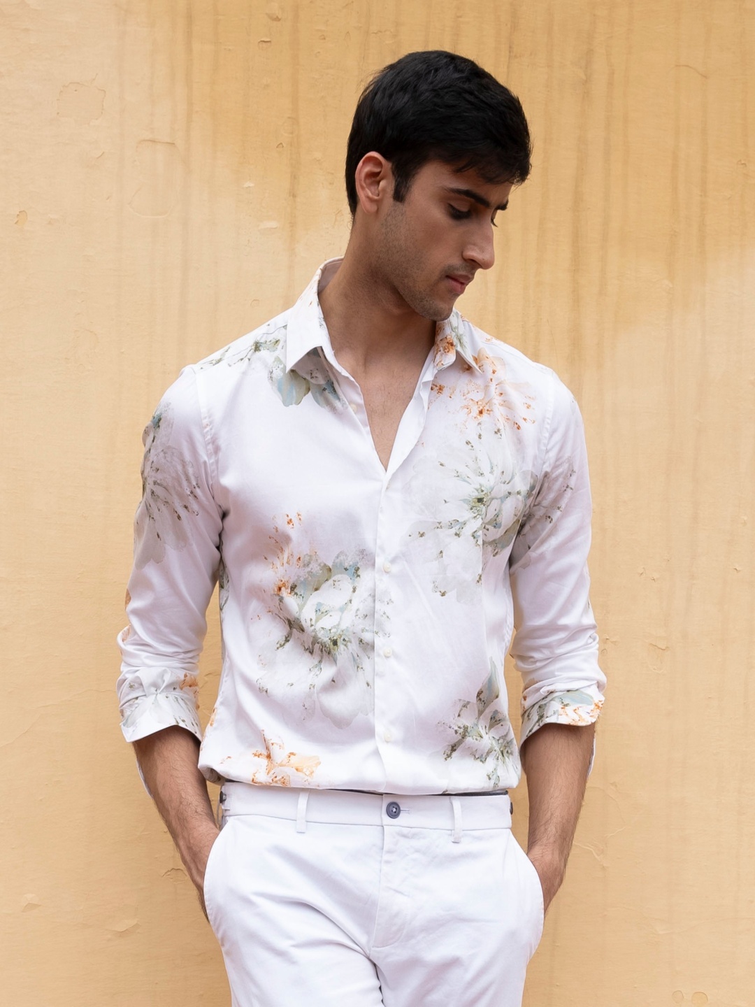

RARE RABBIT Men Alfey Printed Slim Fit Shirt, White