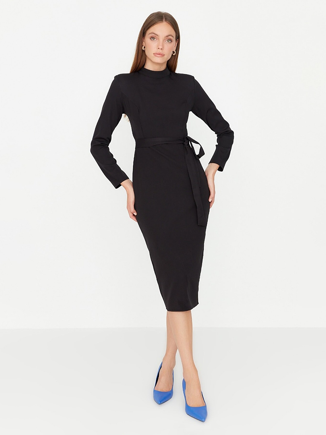 

Trendyol Black Sheath Dress