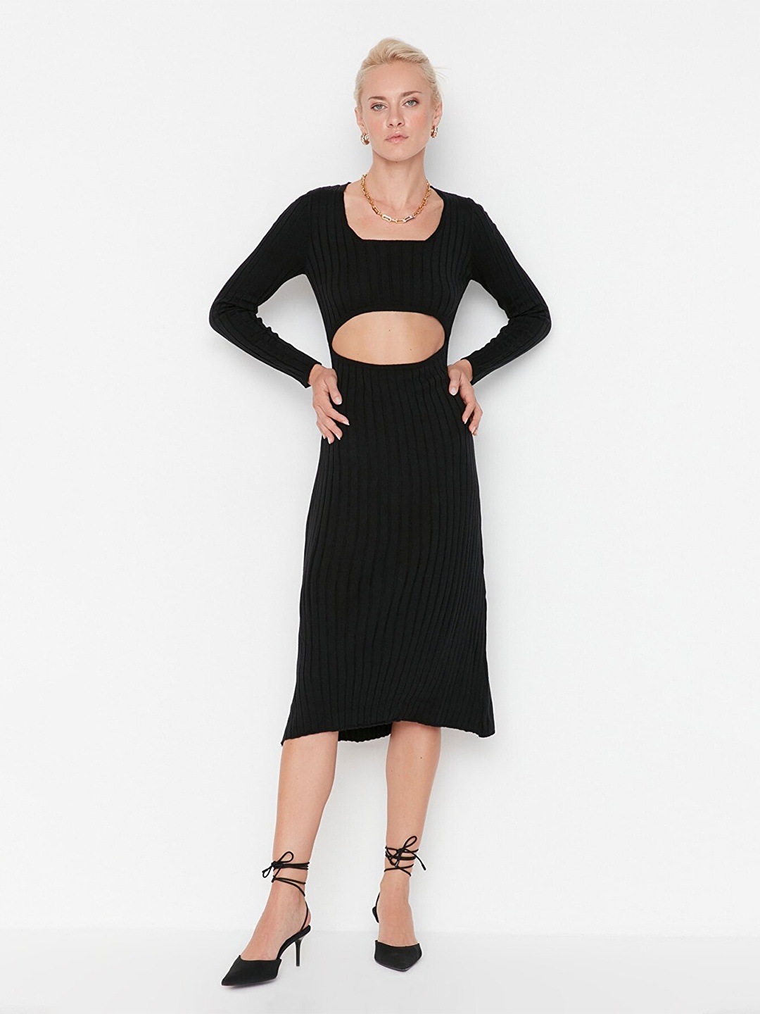 

Trendyol Black Sheath Midi Dress