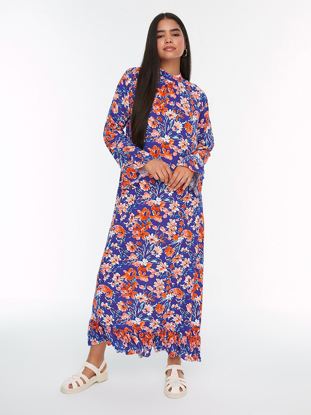 

Trendyol Purple & Peach-Coloured Floral Maxi Dress