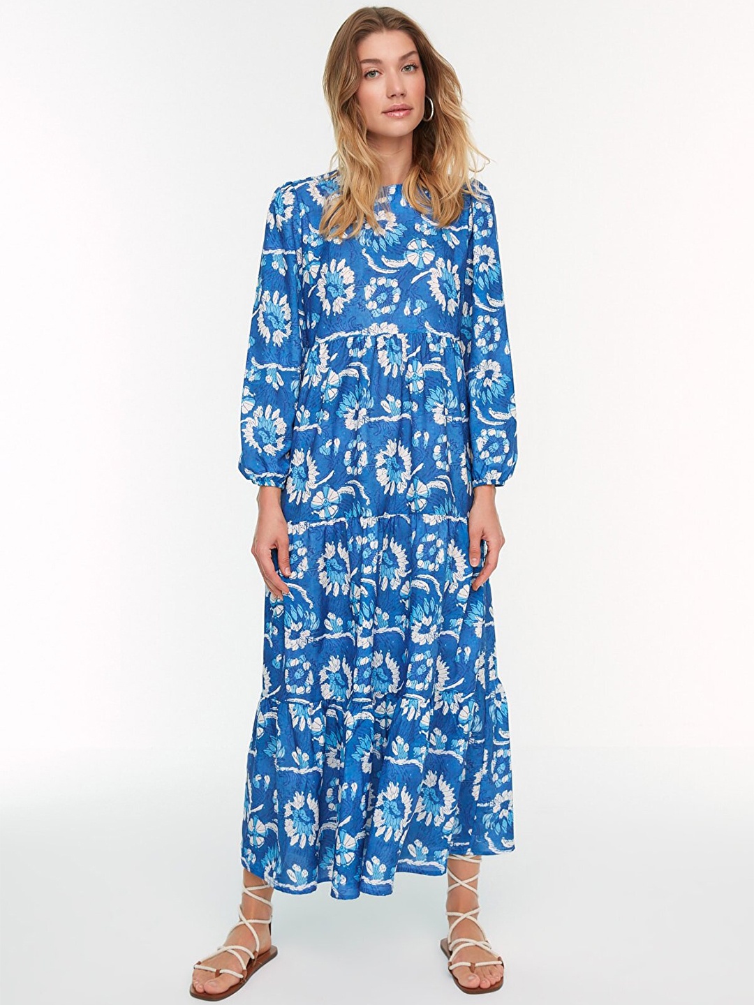 

Trendyol Women Blue Floral Printed Maxi Dress