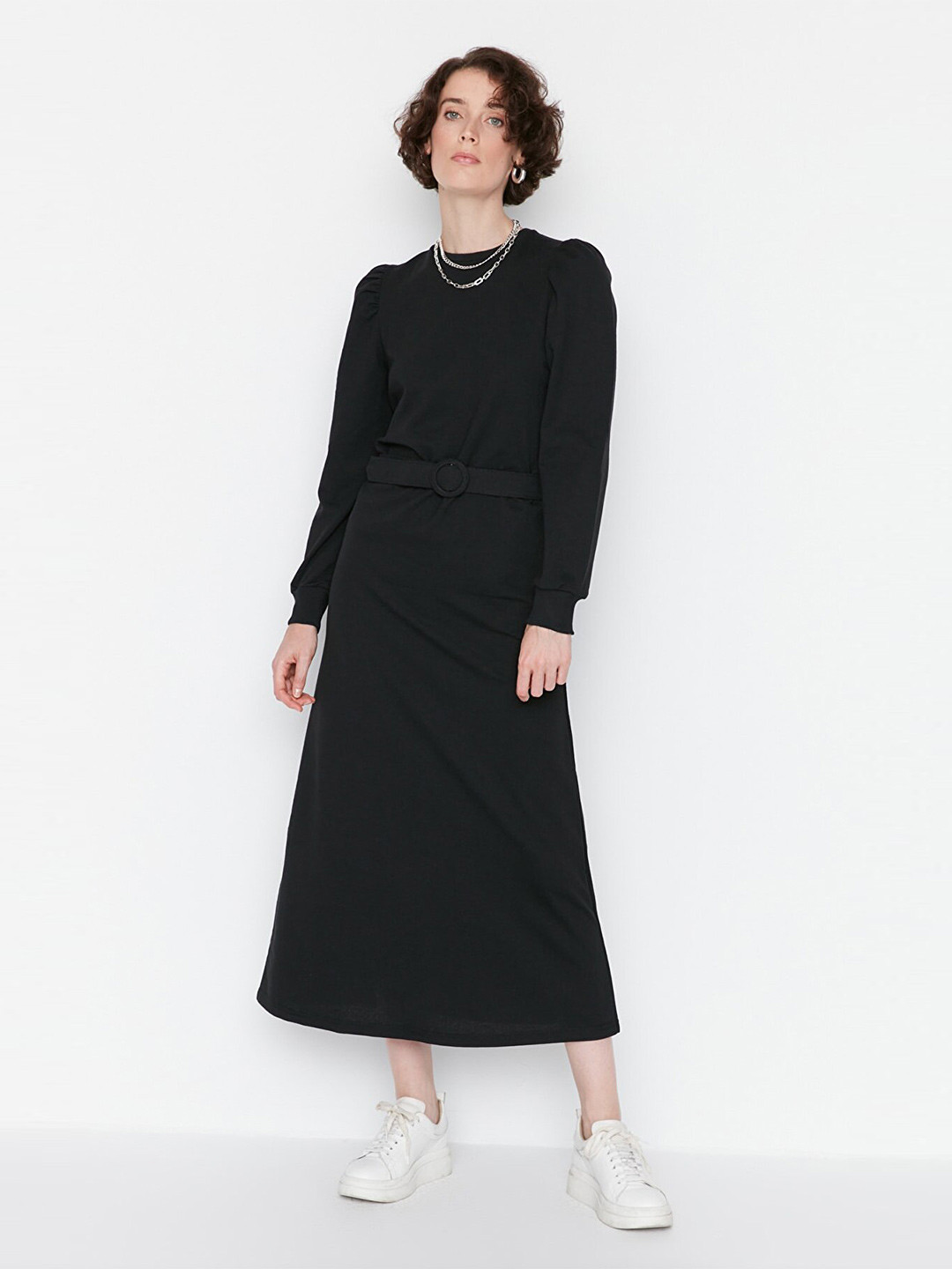 

Trendyol Women Black Solid Midi Dress