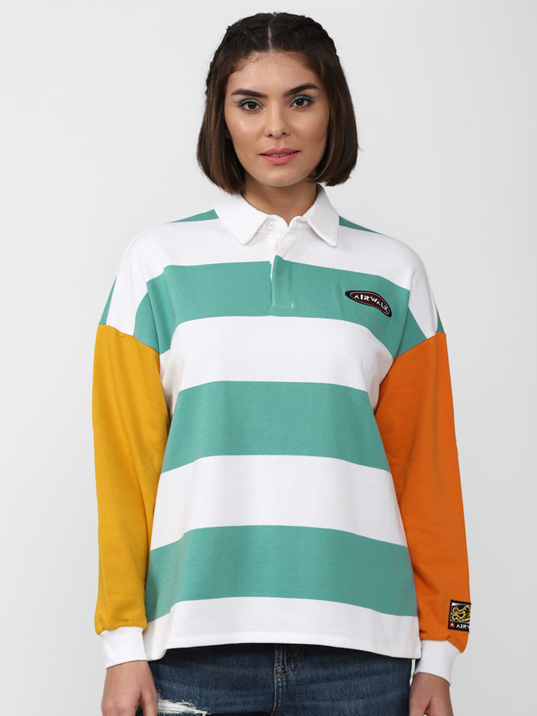 

FOREVER 21 Women White & Blue Striped Sweatshirt