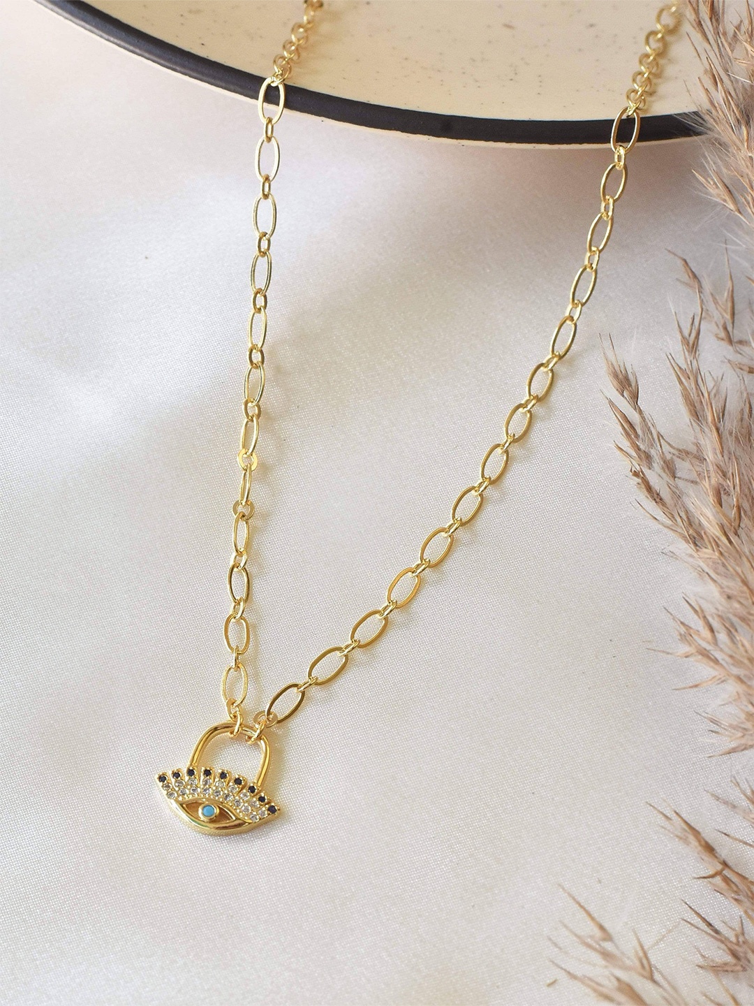 

Klissaa Woman Gold-Plated Blue Brass Tasmin Evil Eye Necklace