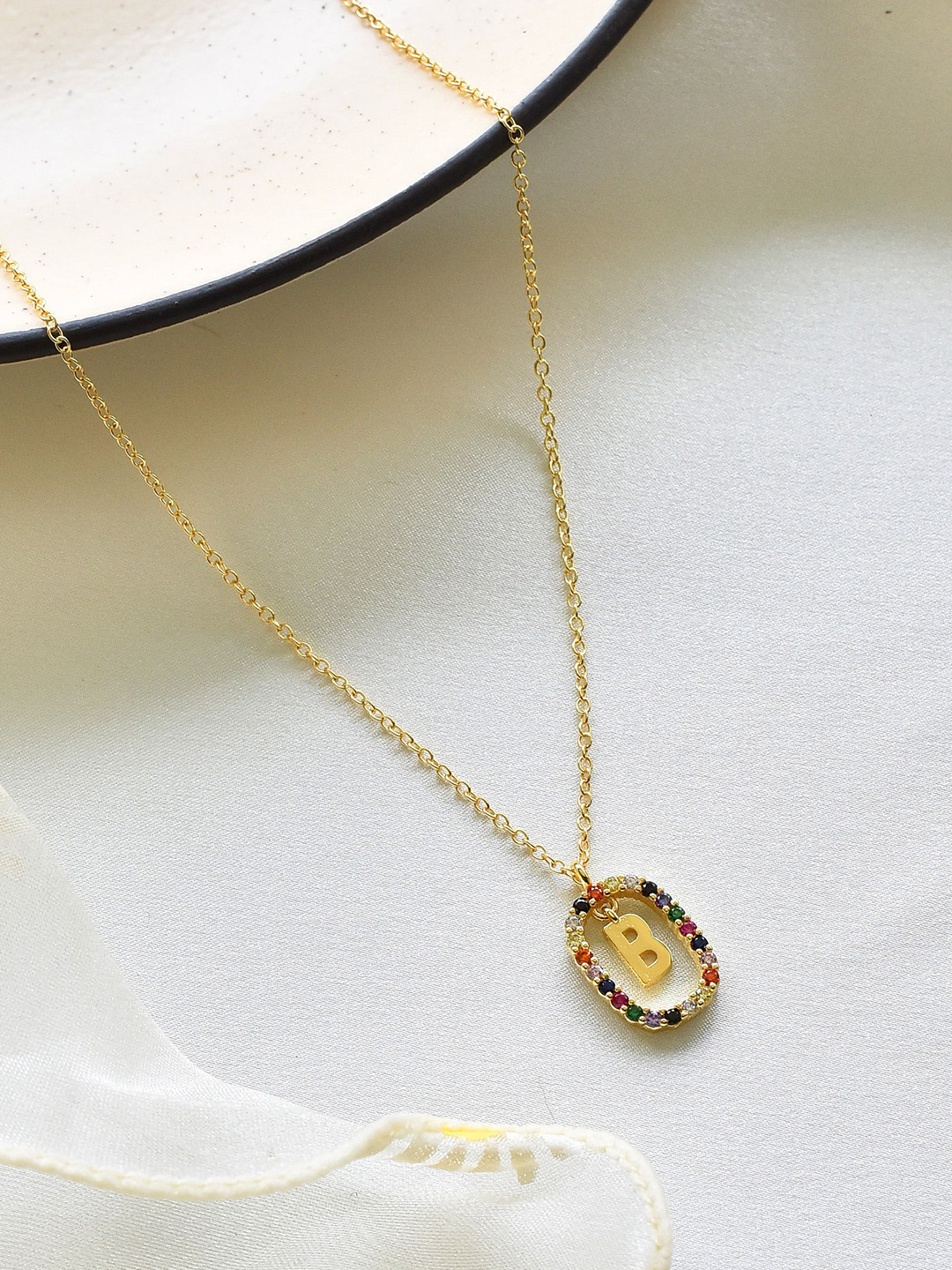 

Klissaa Gold-Toned White Brass Gold-Plated Personalised Initial Letter Necklace-B