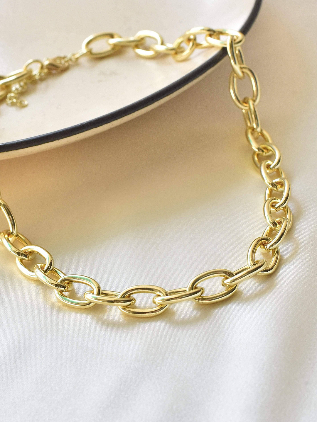 

Klissaa Gold-Toned Brass Gold-Plated Pamela Oval Link Chain Necklace