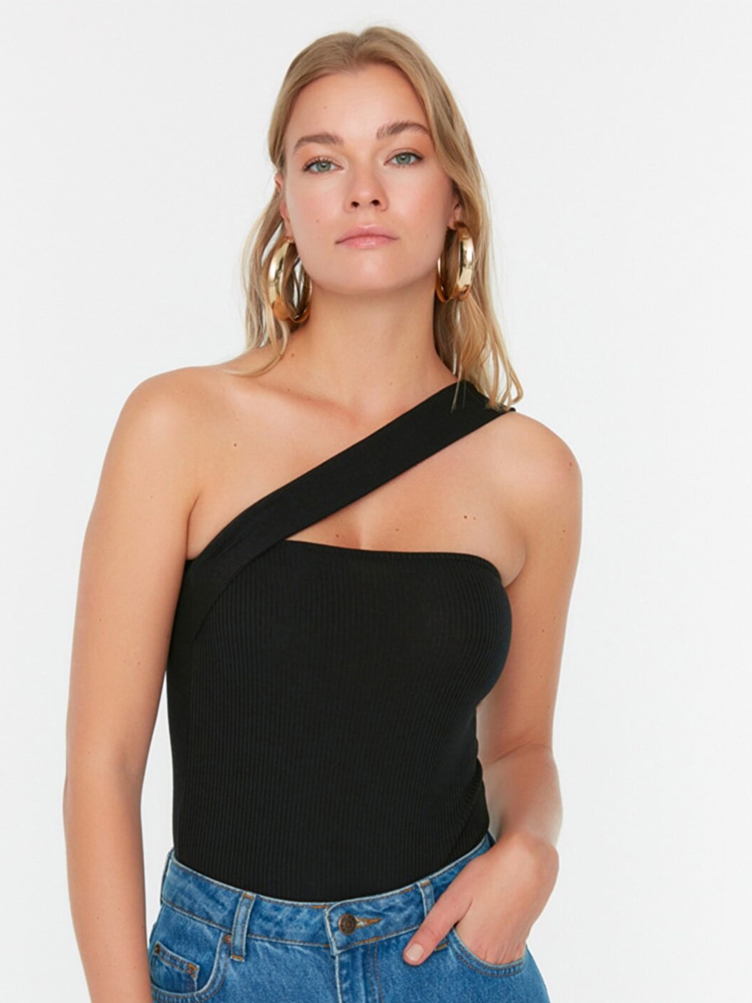 

Trendyol Women Black One Shoulder Top