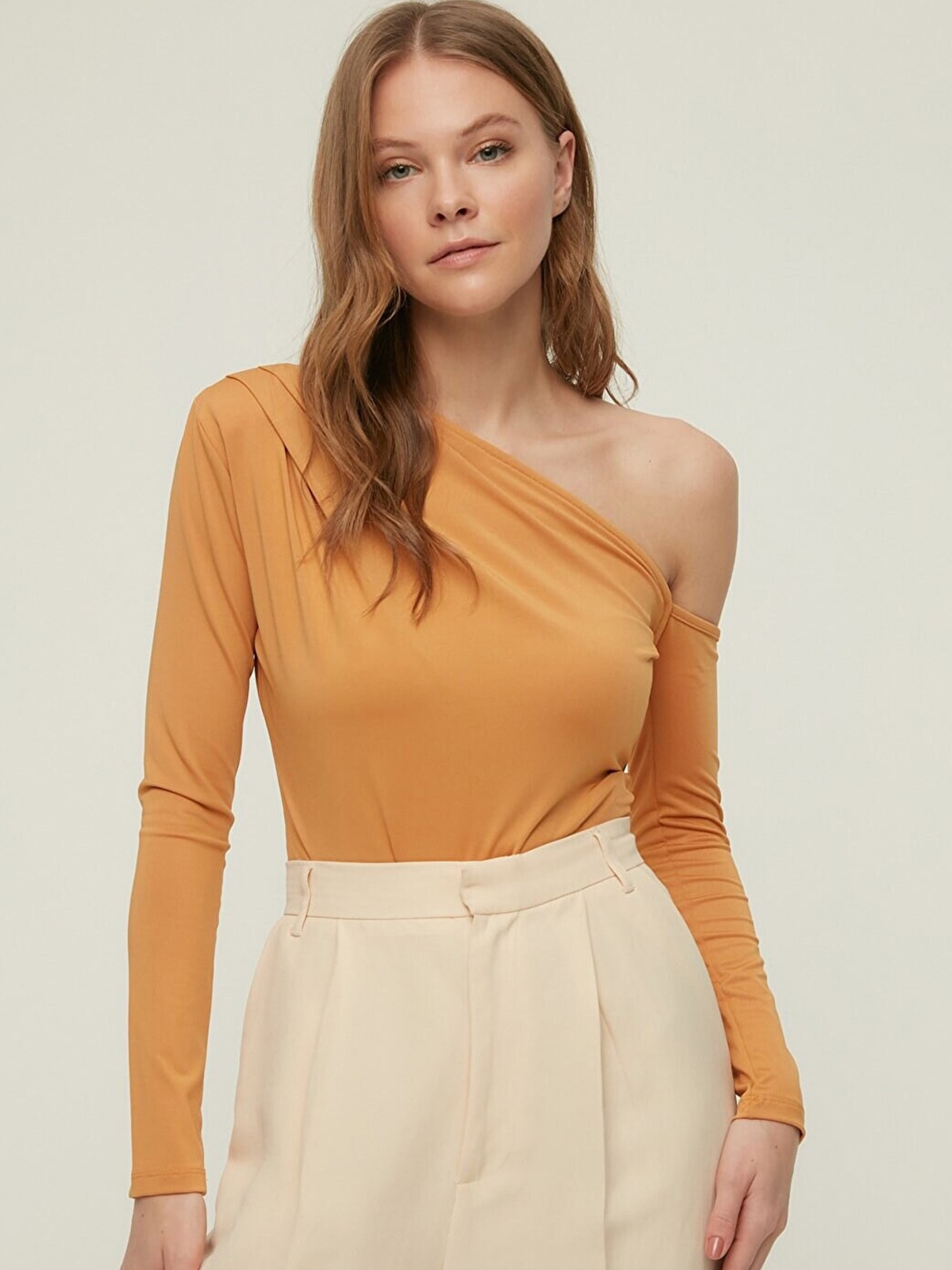 

Trendyol Camel Brown One Shoulder Top