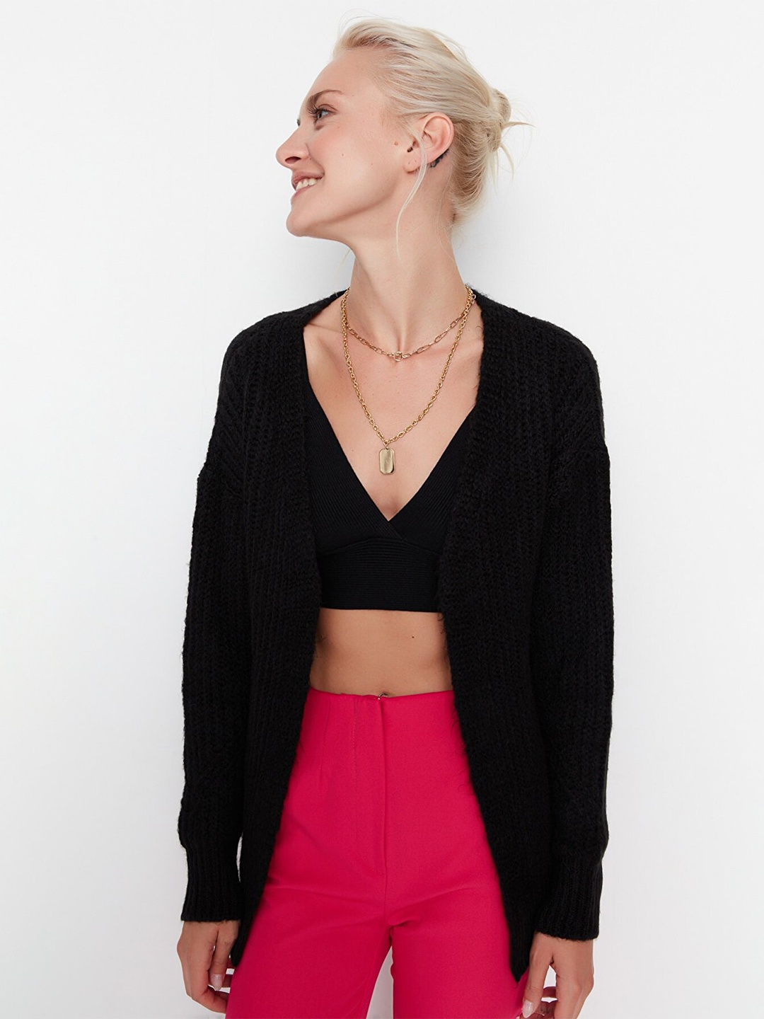 

Trendyol Women Black Acrylic Shrug