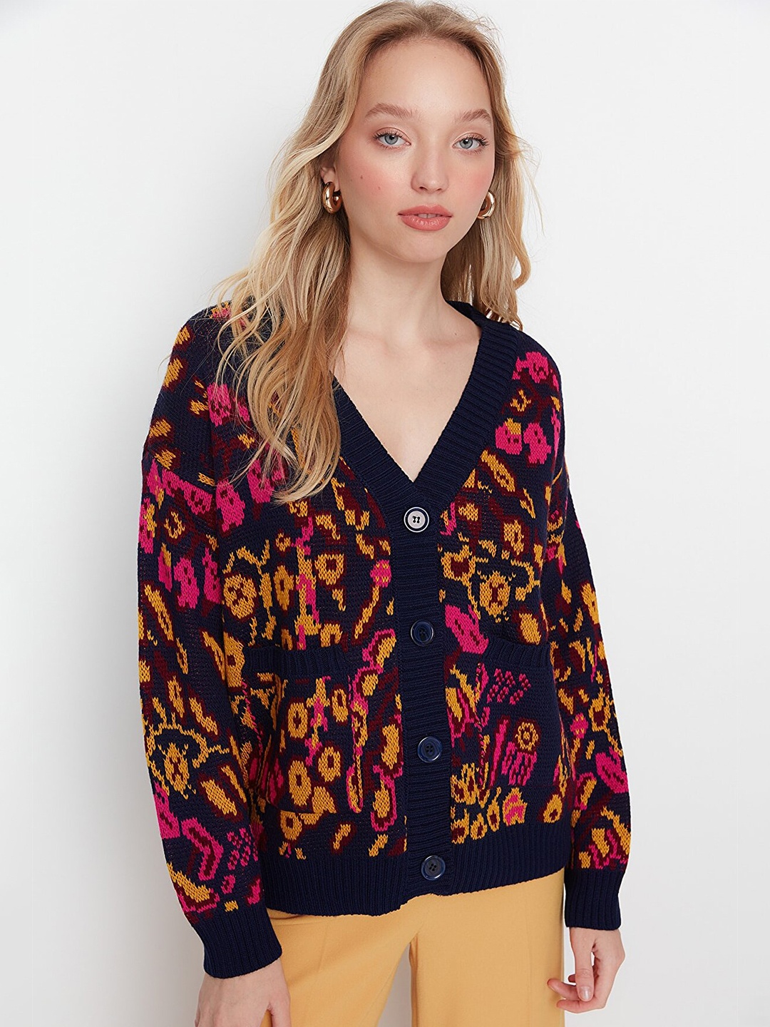 

Trendyol Women Navy Blue Floral Printed Cardigan