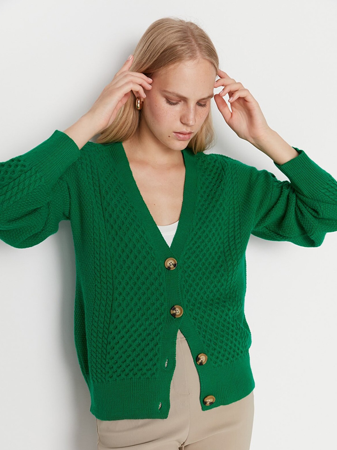 

Trendyol Women Green Self-Design Cardigan