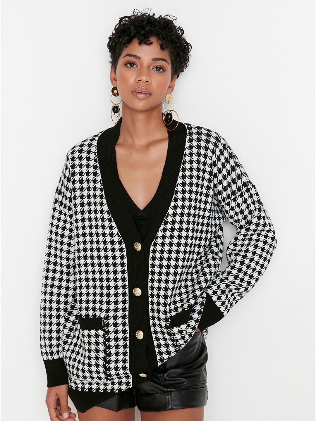 

Trendyol Women Printed Longline Shirt Style Top, Black