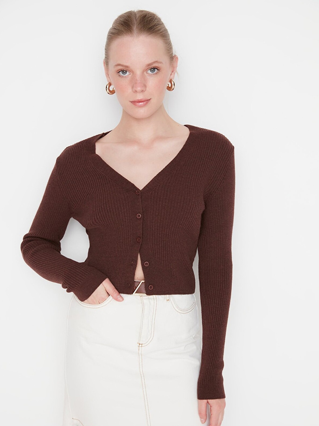 

Trendyol Brown V-Neck Regular Crop Top