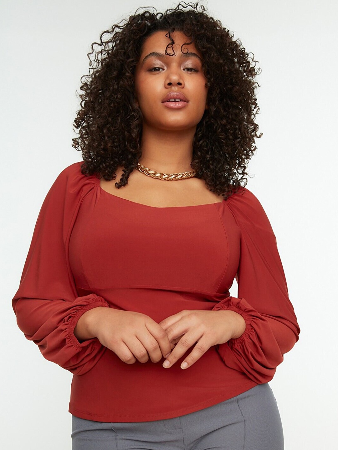 

Trendyol Women Maroon Solid Puff Sleeves Top