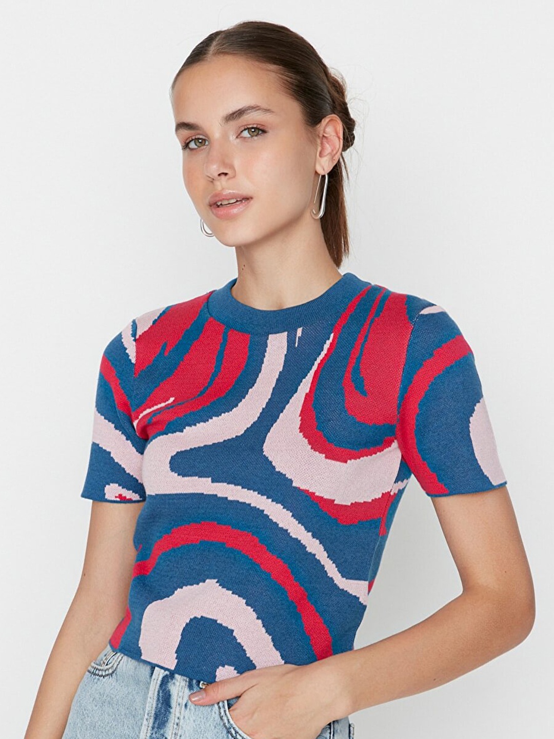 

Trendyol Blue & Red Printed Top