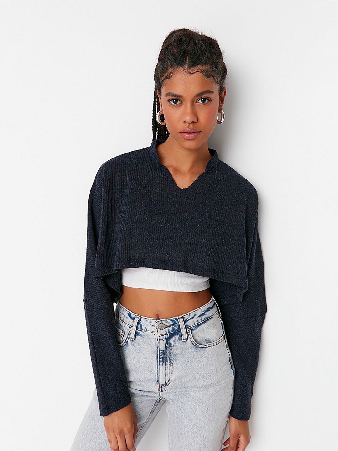 

Trendyol Women Navy Blue Solid Crop Top