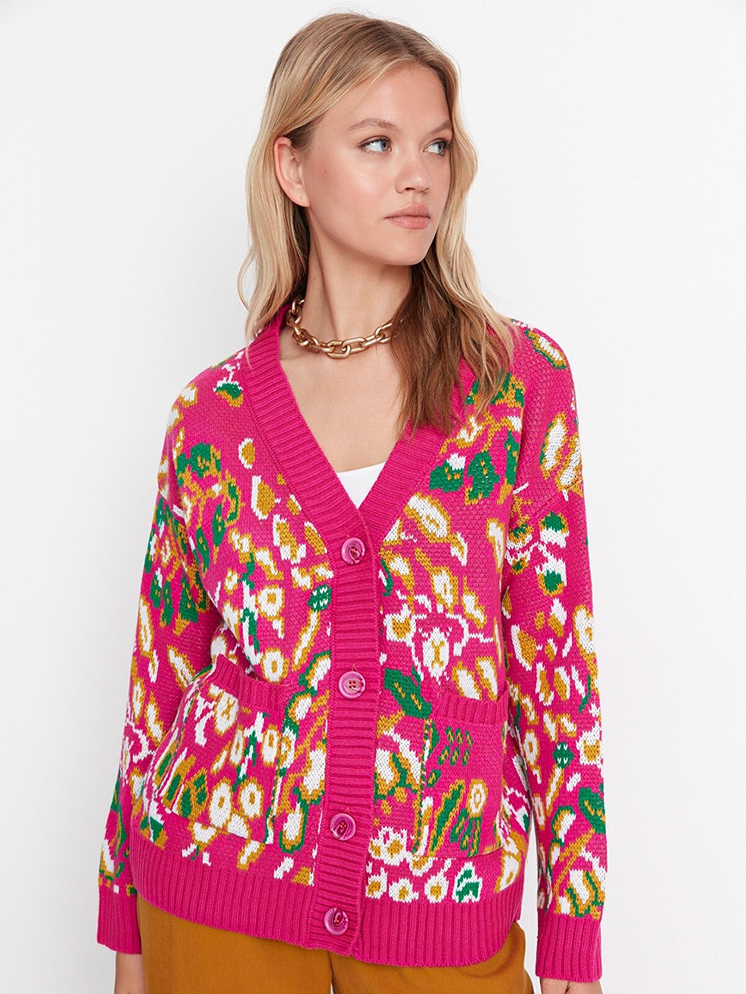 

Trendyol Fuchsia & Green Floral Print Shirt Style Top