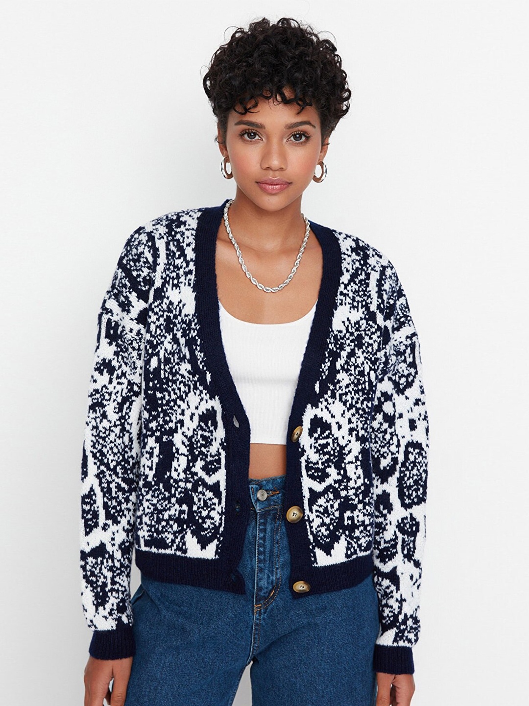 

Trendyol Women Navy Blue & White Printed V-Neck Acrylic Cardigan
