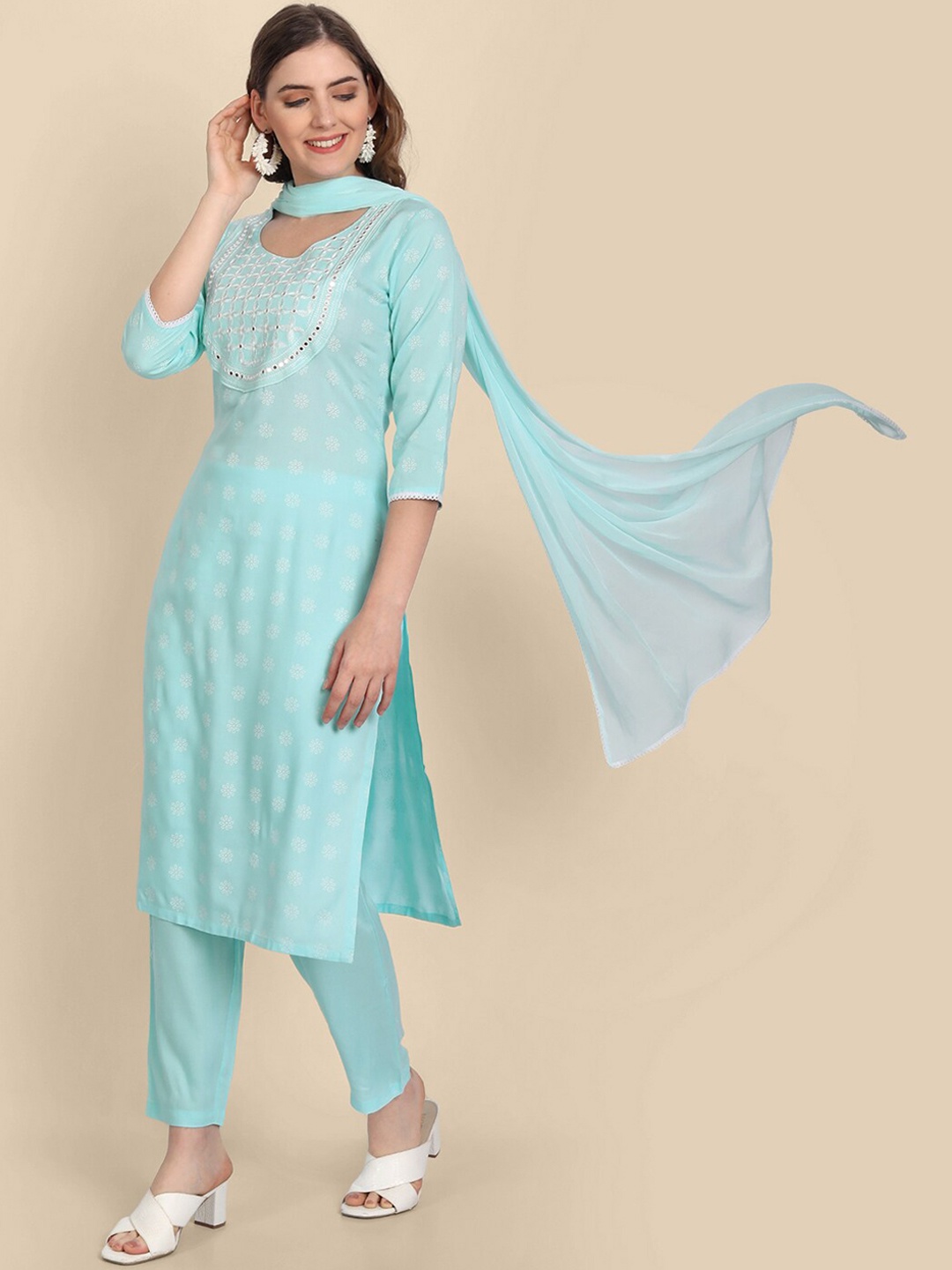 

Wyfees Women Blue Ethnic Motifs Printed Kurta with Trousers & With Dupatta