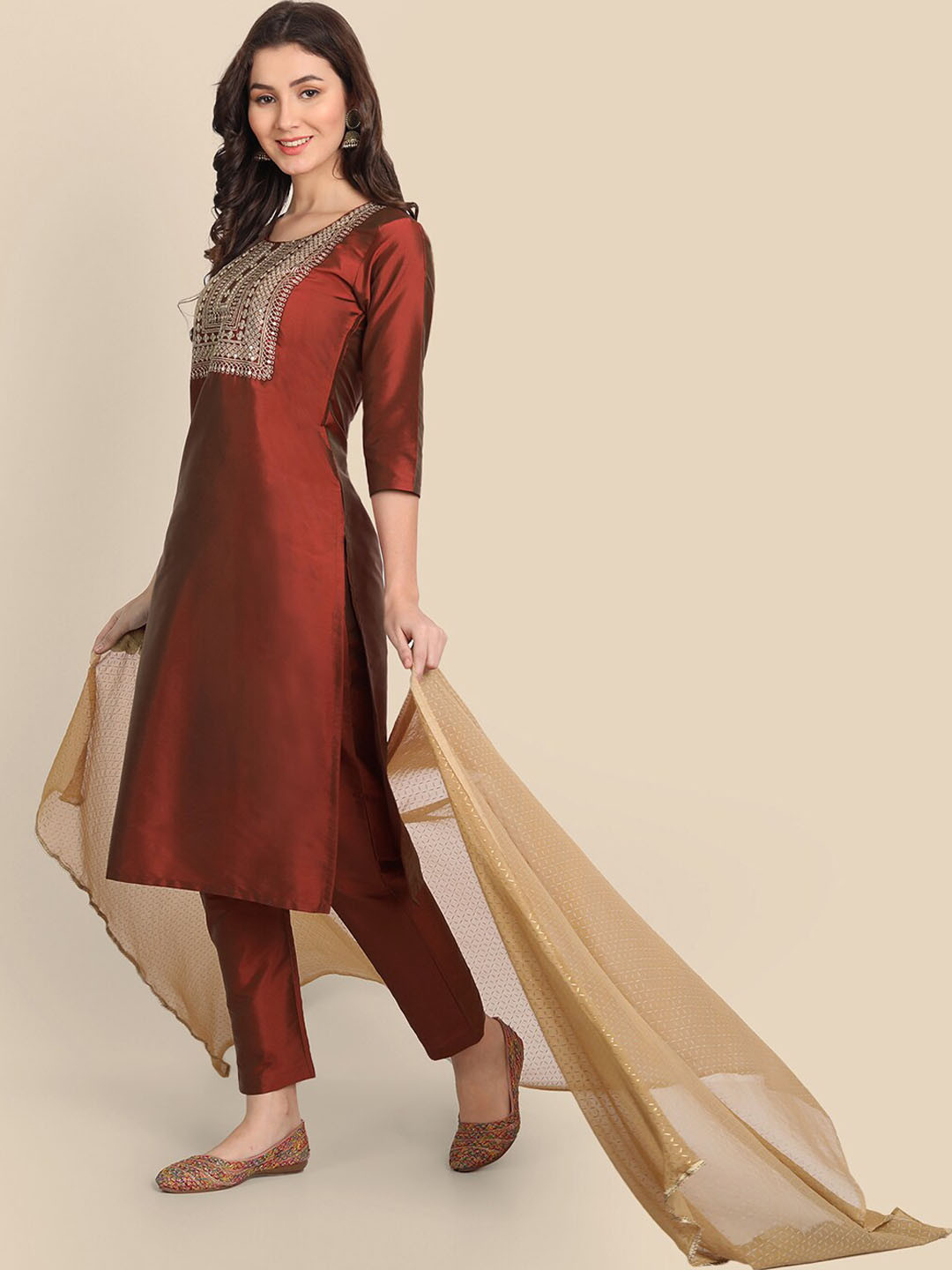 

Wyfees Women Maroon Ethnic Motifs Yoke Design Kurta with Trousers & With Dupatta